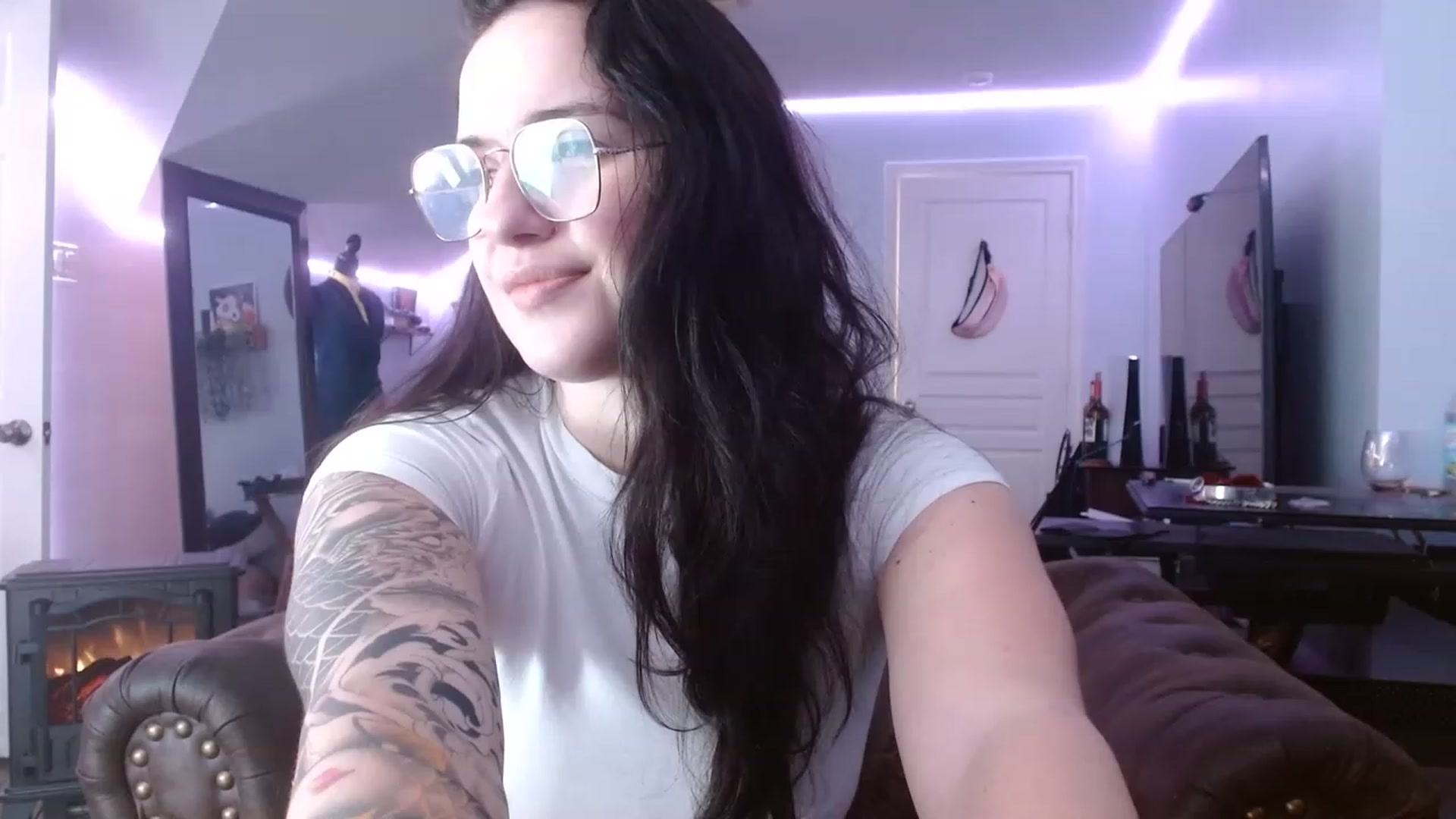 Gallery image thumbnail from BunnyNextDoor's myfreecams stream on, 03/08/2023, 17:47 image 2 of 20