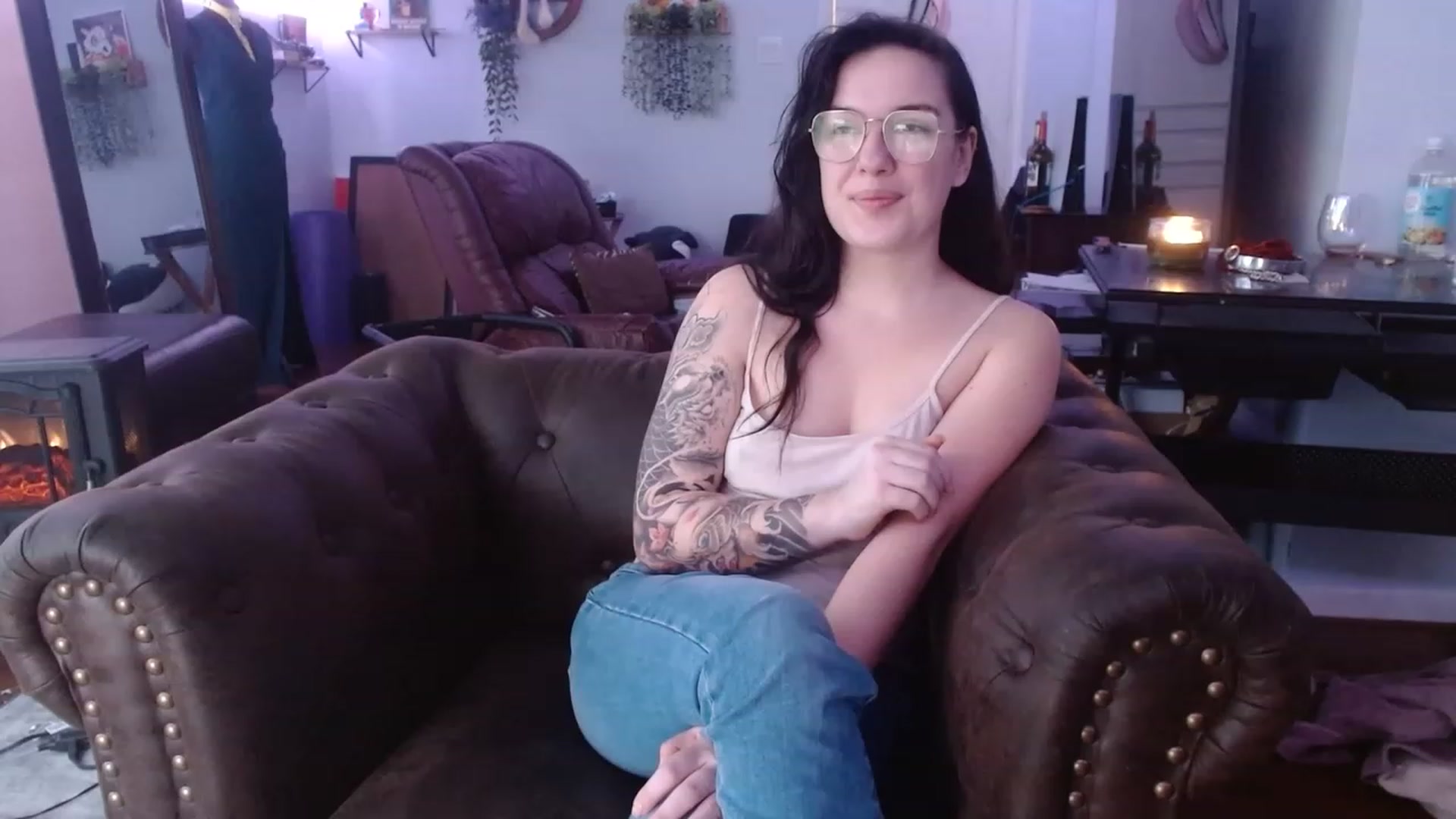 Gallery image thumbnail from BunnyNextDoor's myfreecams stream on, 03/10/2023, 19:27 image 4 of 20