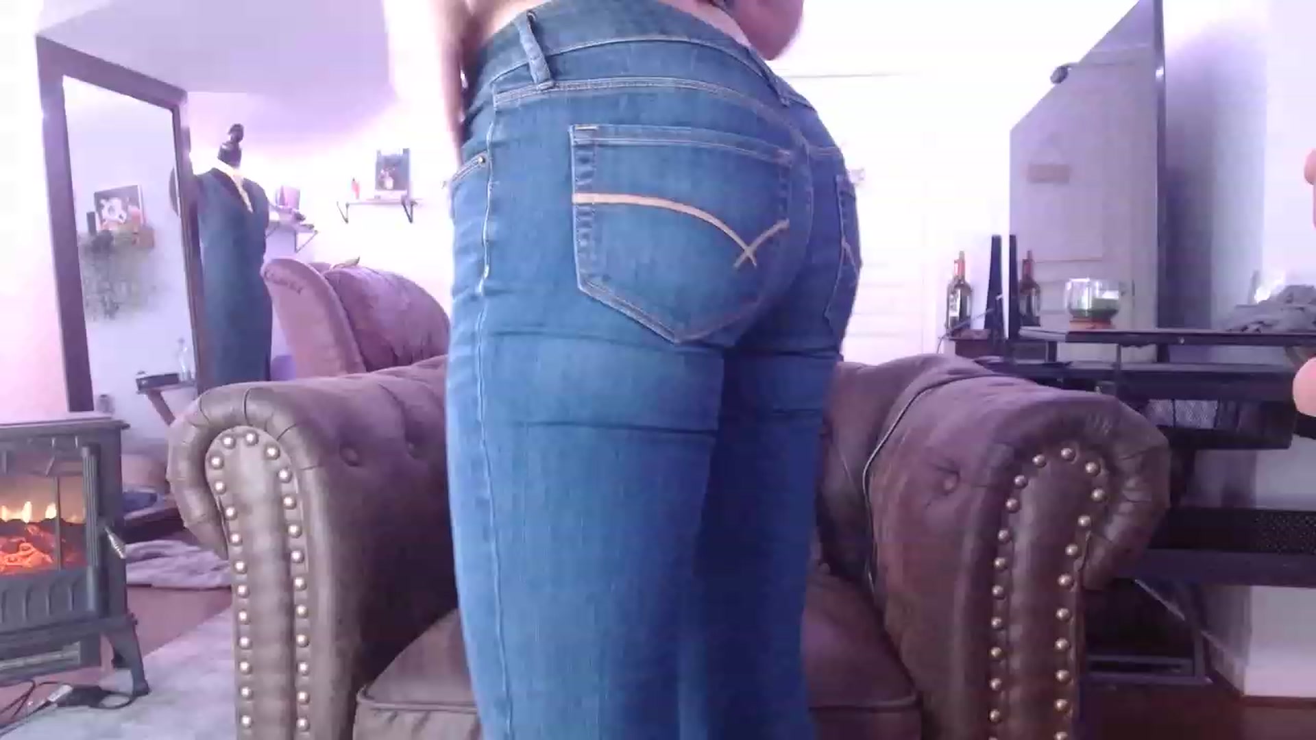 Gallery image thumbnail from BunnyNextDoor's myfreecams stream on, 03/15/2023, 18:51 image 2 of 20