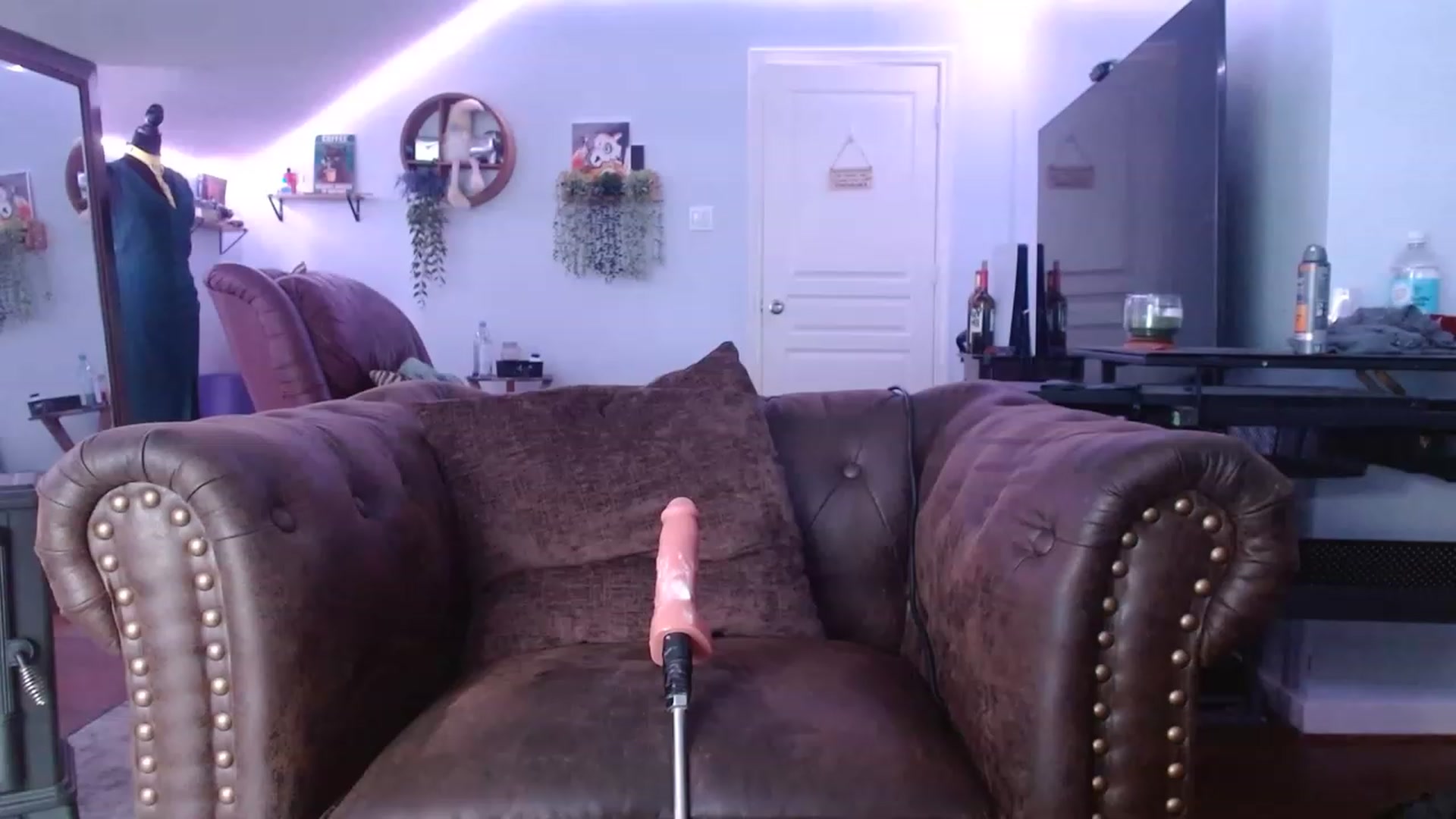 Gallery image thumbnail from BunnyNextDoor's myfreecams stream on, 03/17/2023, 19:34 image 1 of 20