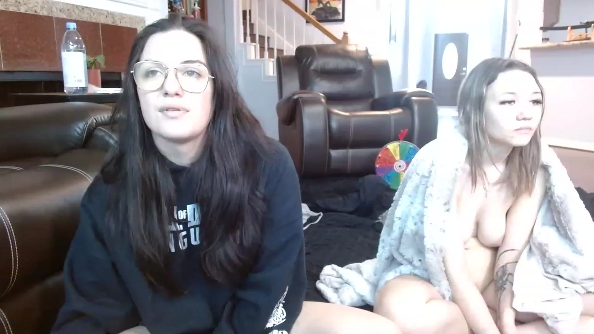 Gallery image thumbnail from BunnyNextDoor's myfreecams stream on, 03/18/2023, 22:47 image 1 of 20