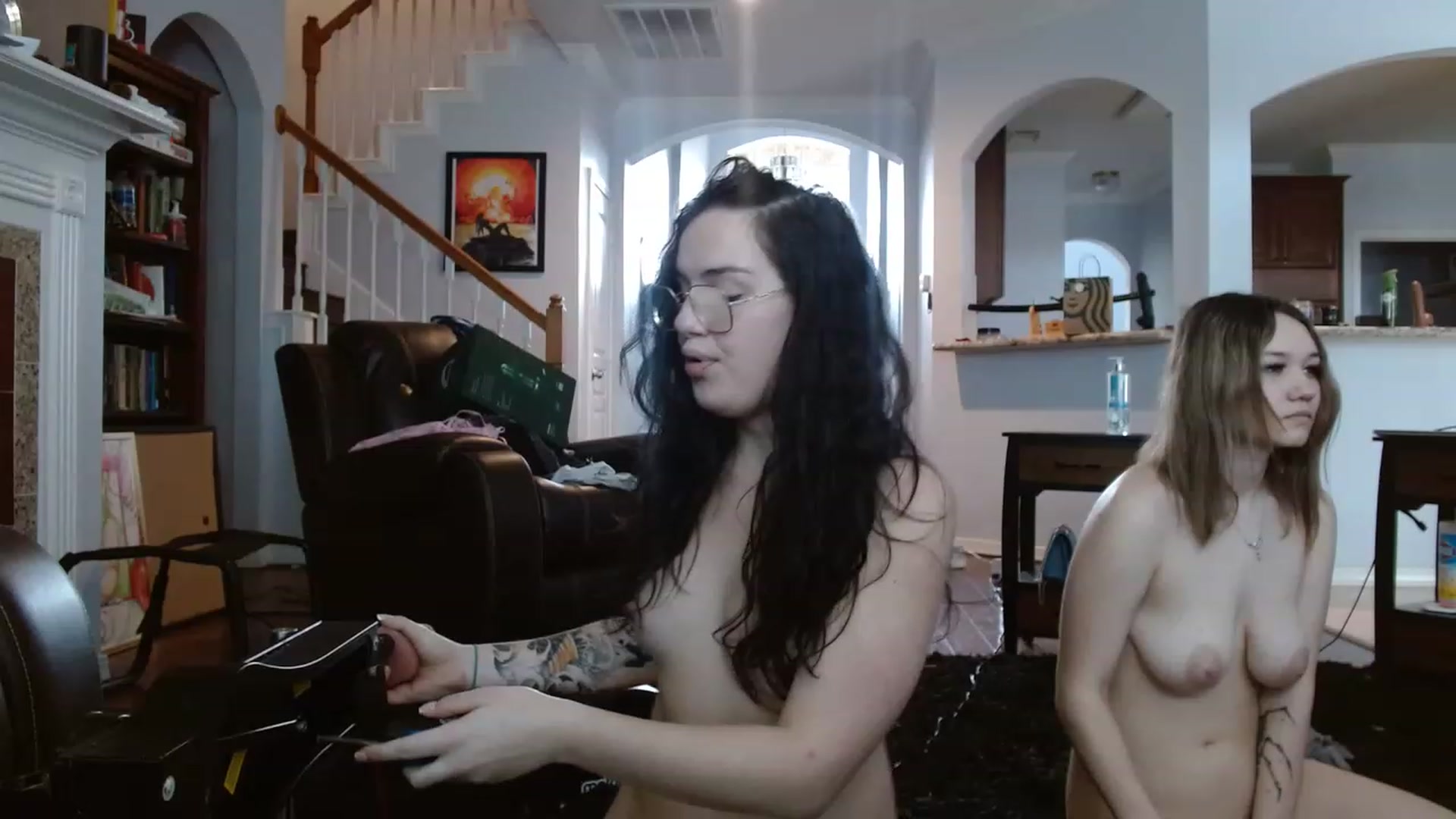 Gallery image thumbnail from BunnyNextDoor's myfreecams stream on, 03/22/2023, 19:32 image 8 of 20