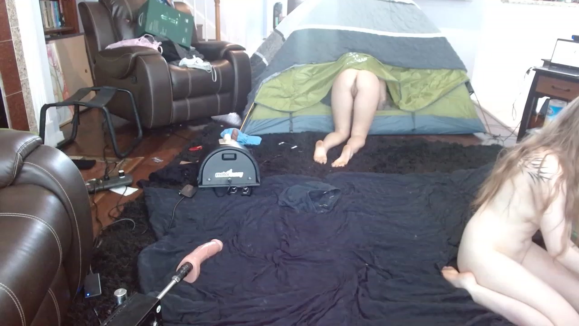 Gallery image thumbnail from BunnyNextDoor's myfreecams stream on, 03/23/2023, 18:35 image 16 of 20