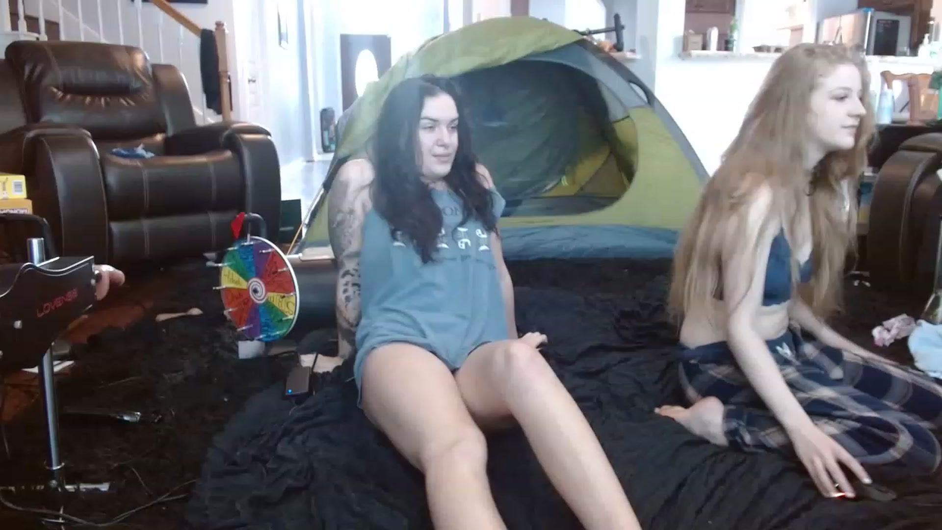 Gallery image thumbnail from BunnyNextDoor's myfreecams stream on, 03/26/2023, 20:16 image 14 of 20