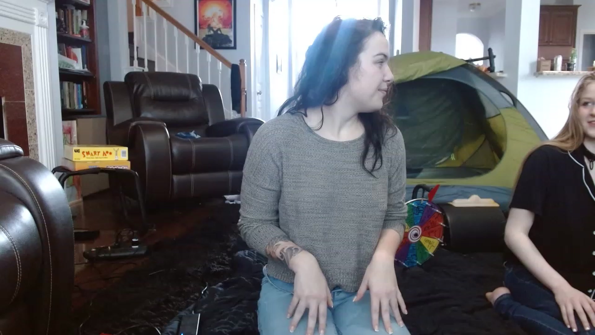 Gallery image thumbnail from BunnyNextDoor's myfreecams stream on, 03/27/2023, 19:14 image 2 of 20