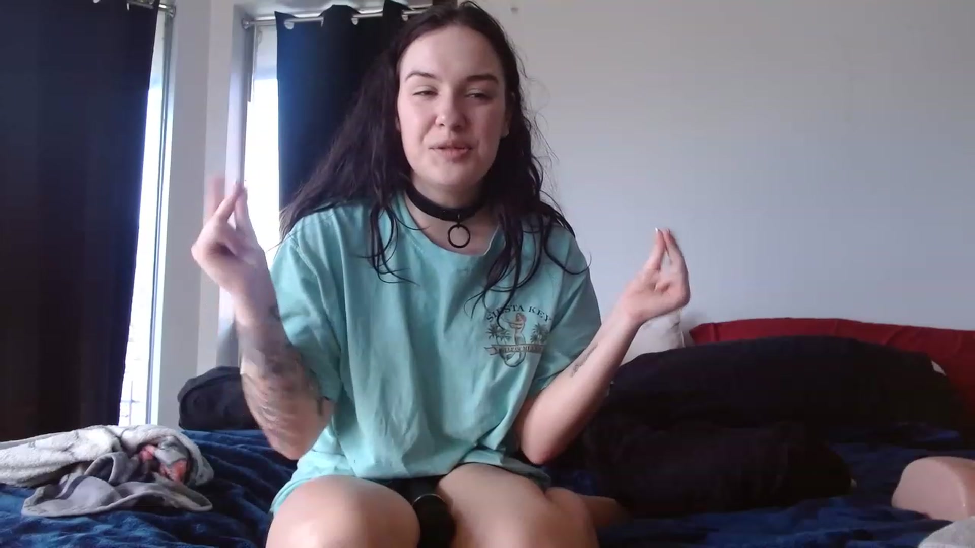 Gallery image thumbnail from BunnyNextDoor's myfreecams stream on, 03/31/2023, 18:41 image 12 of 20