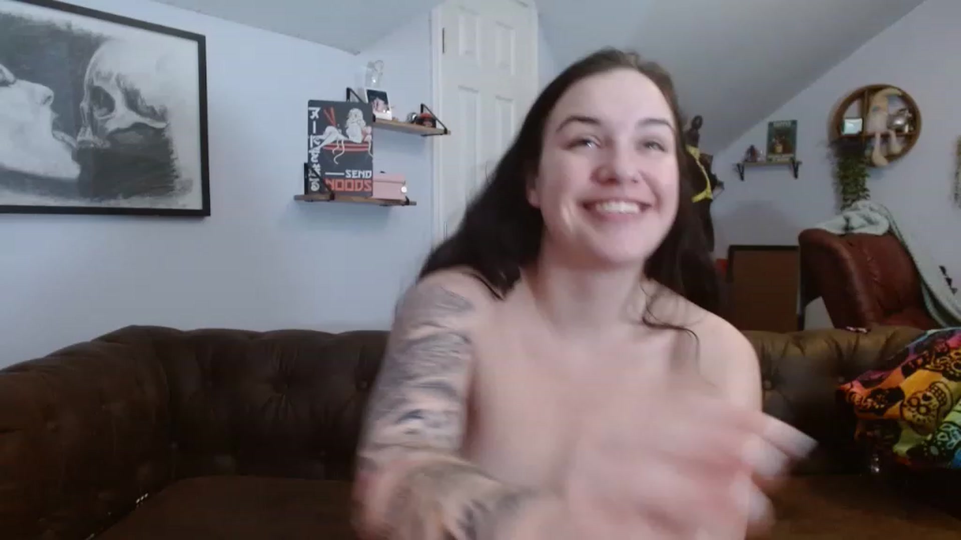 Gallery image thumbnail from BunnyNextDoor's myfreecams stream on, 04/07/2023, 21:08 image 20 of 20