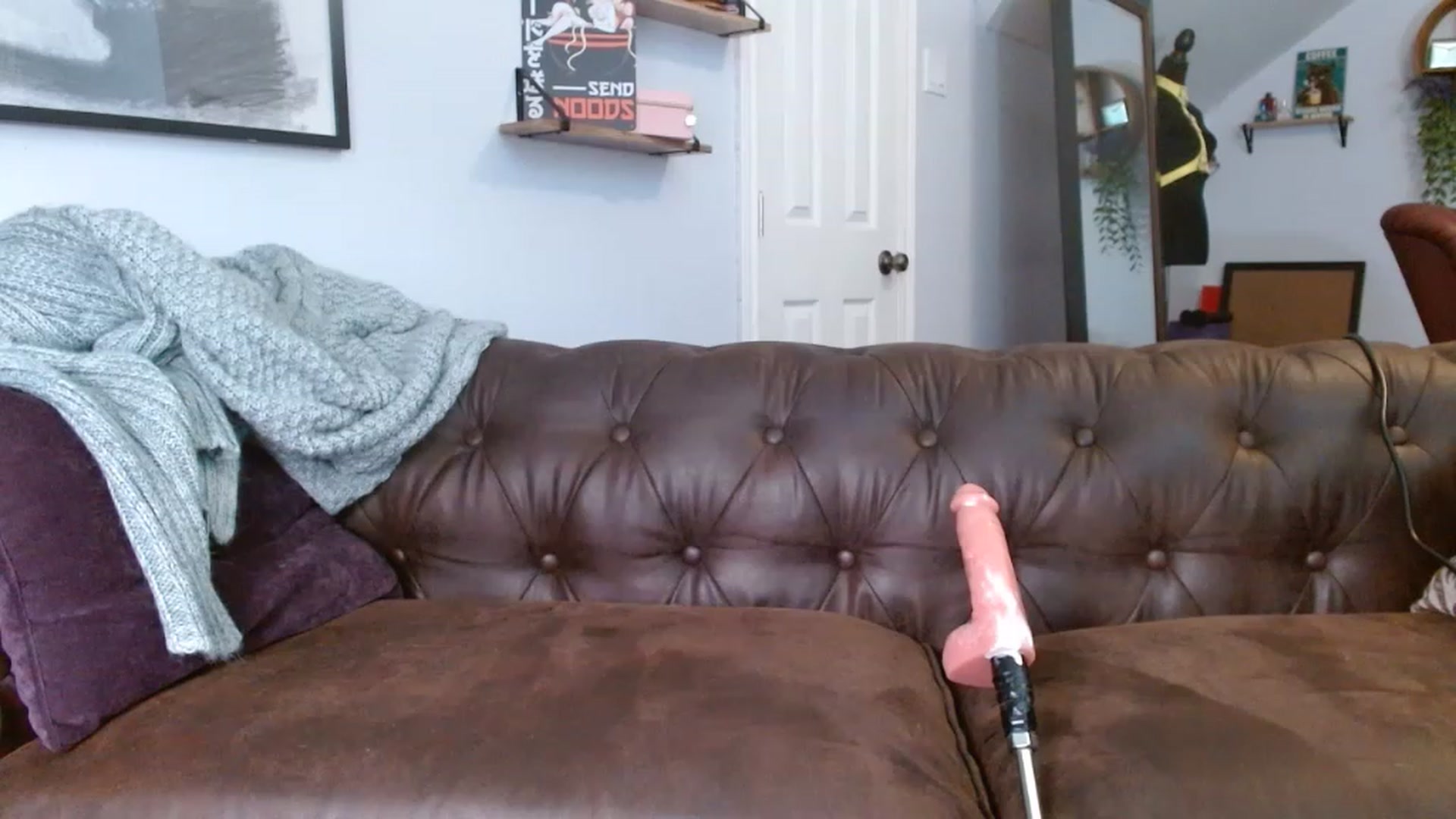 Gallery image thumbnail from BunnyNextDoor's myfreecams stream on, 04/09/2023, 18:45 image 17 of 20