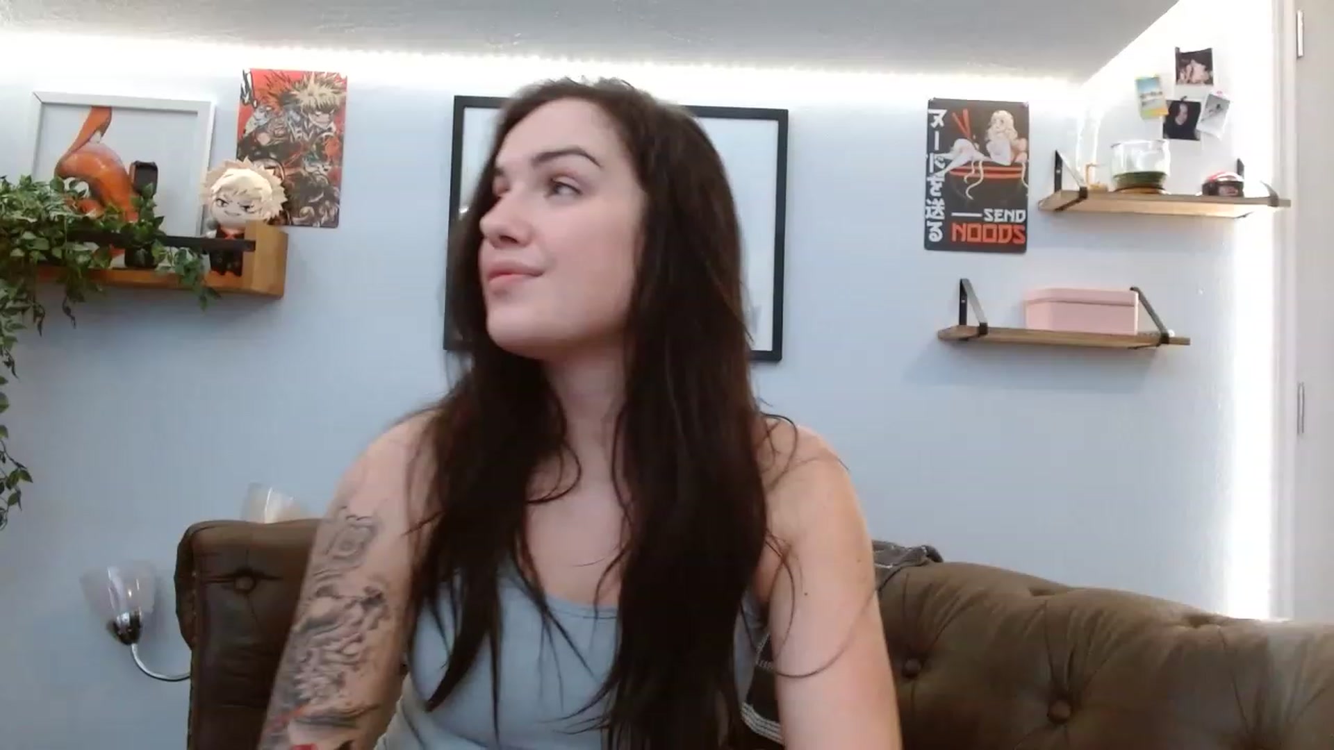 Gallery image thumbnail from BunnyNextDoor's myfreecams stream on, 04/17/2023, 24:13 image 4 of 20