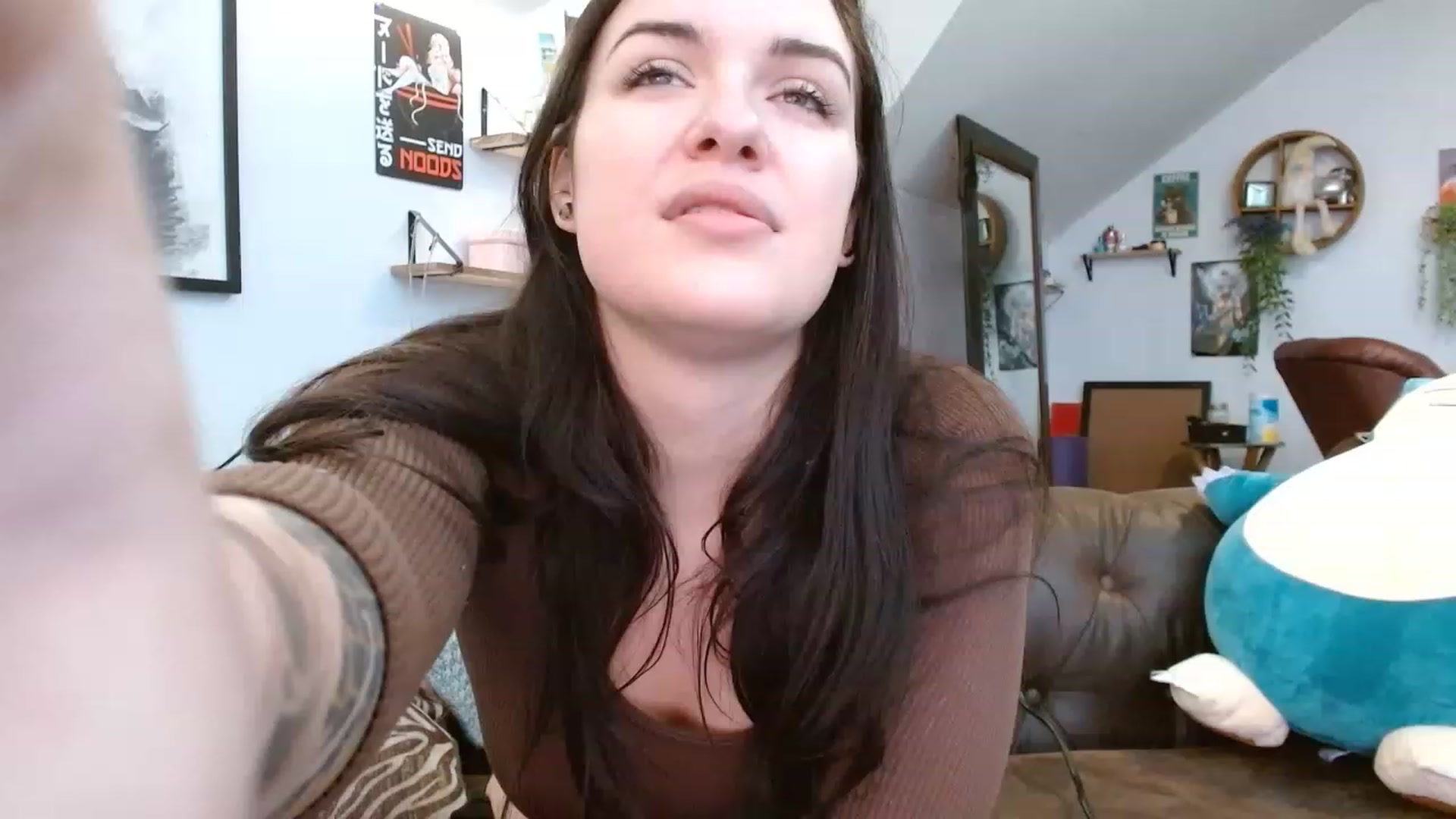 Gallery image thumbnail from BunnyNextDoor's myfreecams stream on, 04/17/2023, 17:04 image 5 of 20