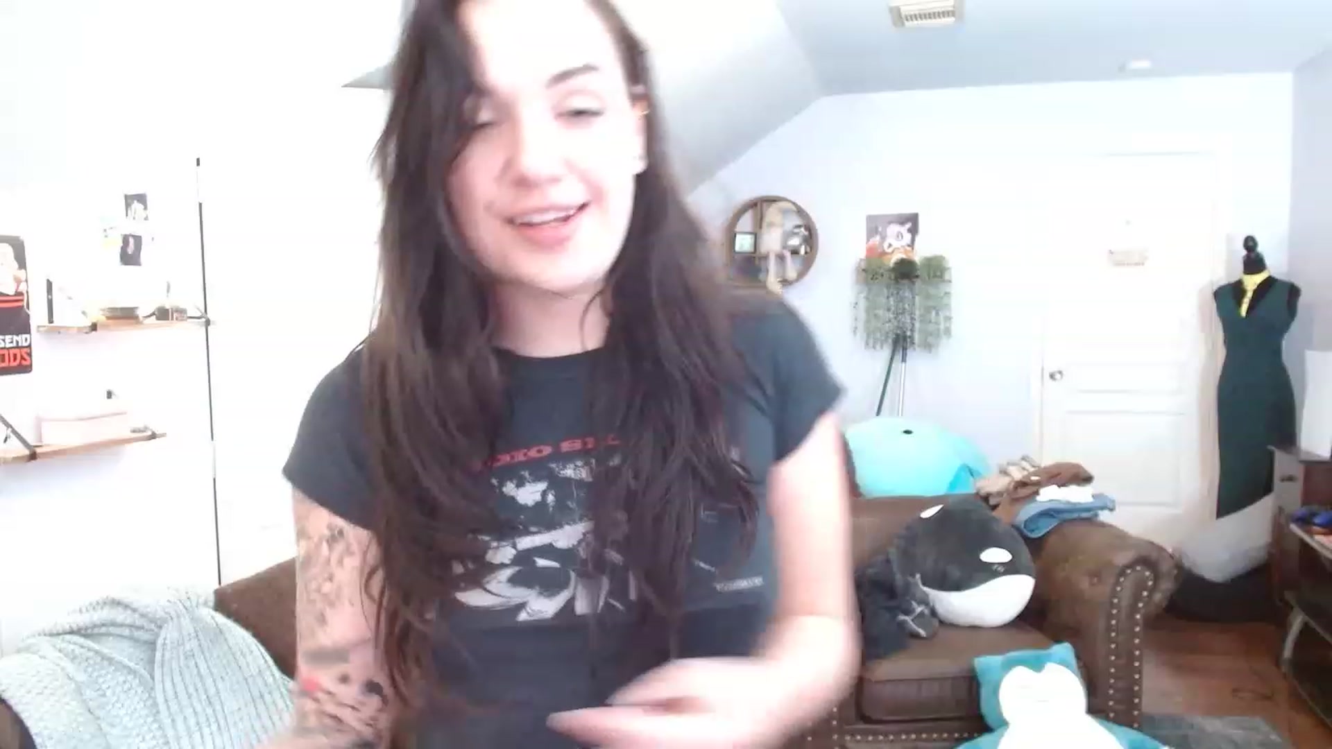 Gallery image thumbnail from BunnyNextDoor's myfreecams stream on, 04/19/2023, 18:52 image 15 of 20