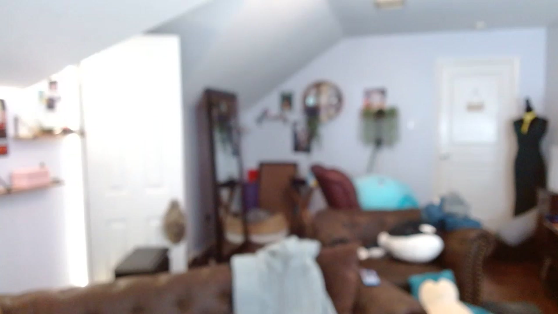 Gallery image thumbnail from BunnyNextDoor's myfreecams stream on, 04/19/2023, 18:52 image 9 of 20