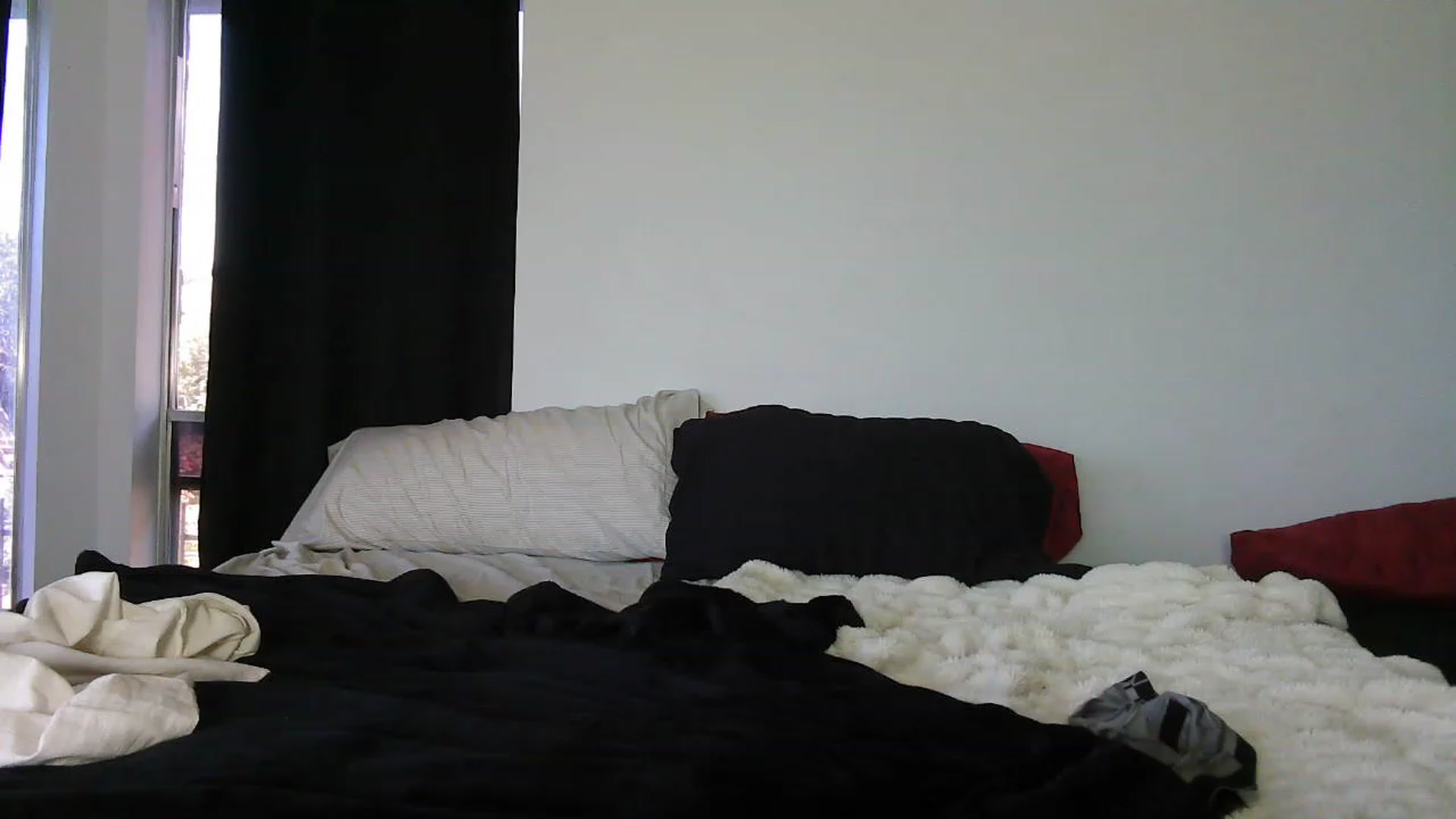 Gallery image thumbnail from BunnyNextDoor's myfreecams stream on, 04/22/2023, 17:37 image 14 of 20