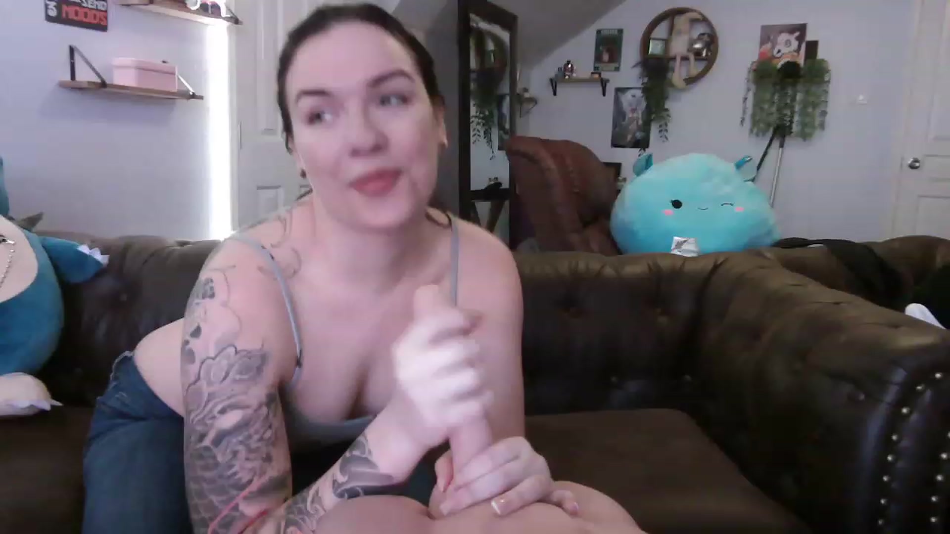 Gallery image thumbnail from BunnyNextDoor's myfreecams stream on, 04/24/2023, 17:03 image 11 of 20