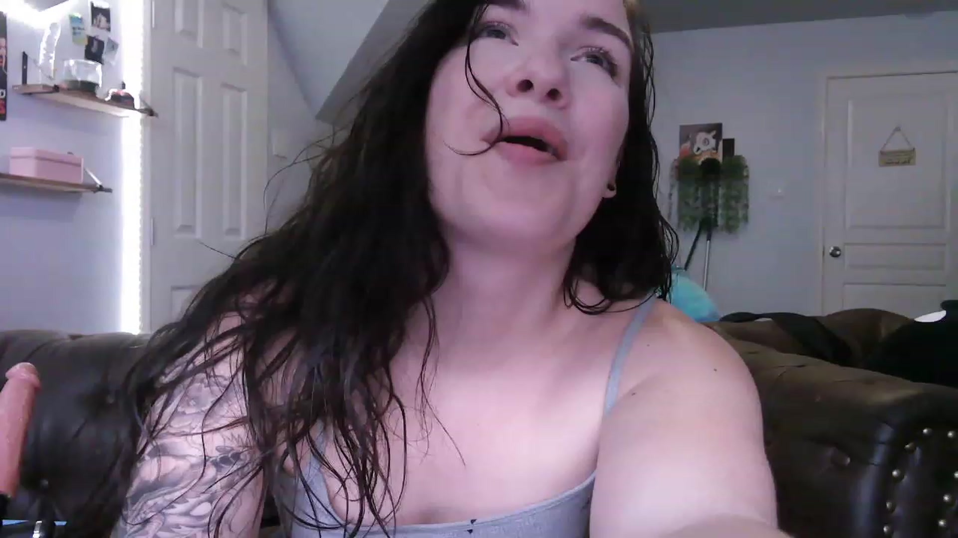 Gallery image thumbnail from BunnyNextDoor's myfreecams stream on, 04/24/2023, 18:44 image 13 of 20