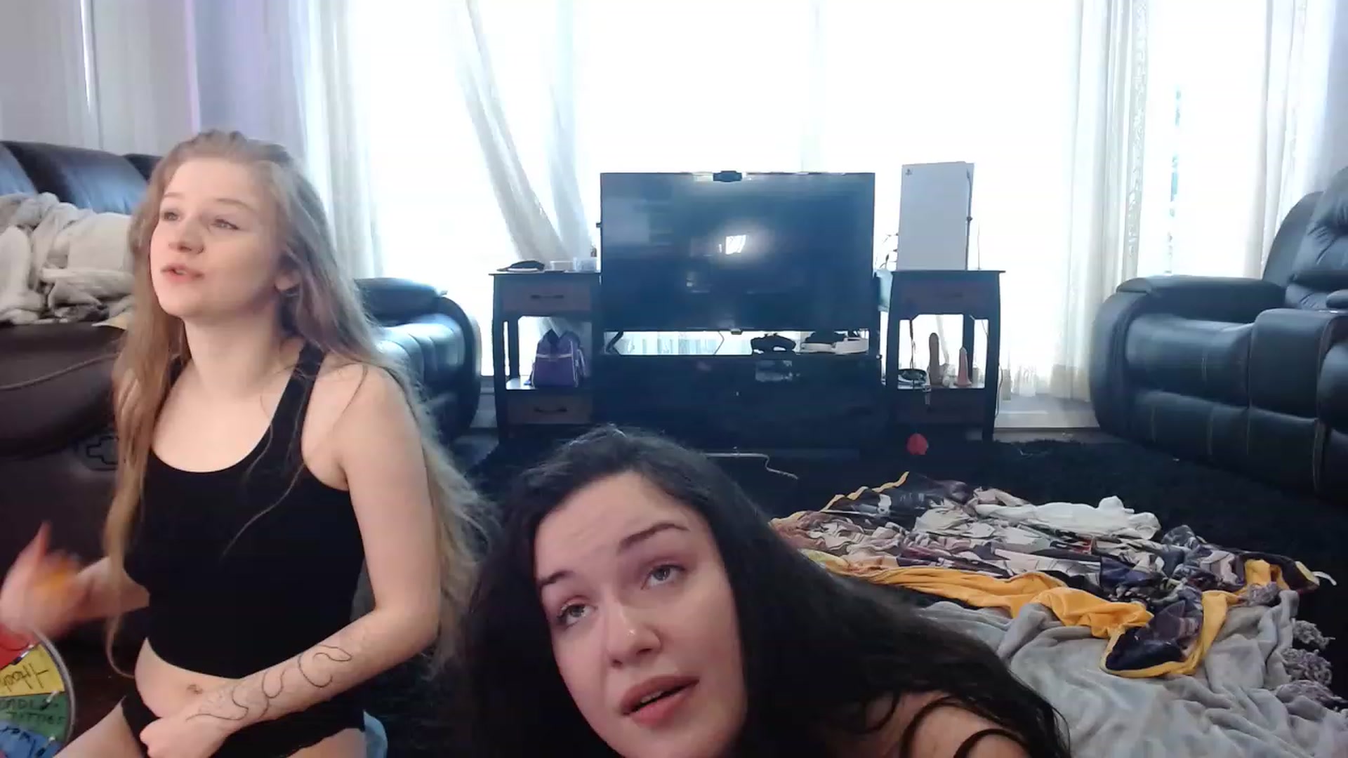 Gallery image thumbnail from BunnyNextDoor's myfreecams stream on, 04/27/2023, 16:15 image 3 of 20
