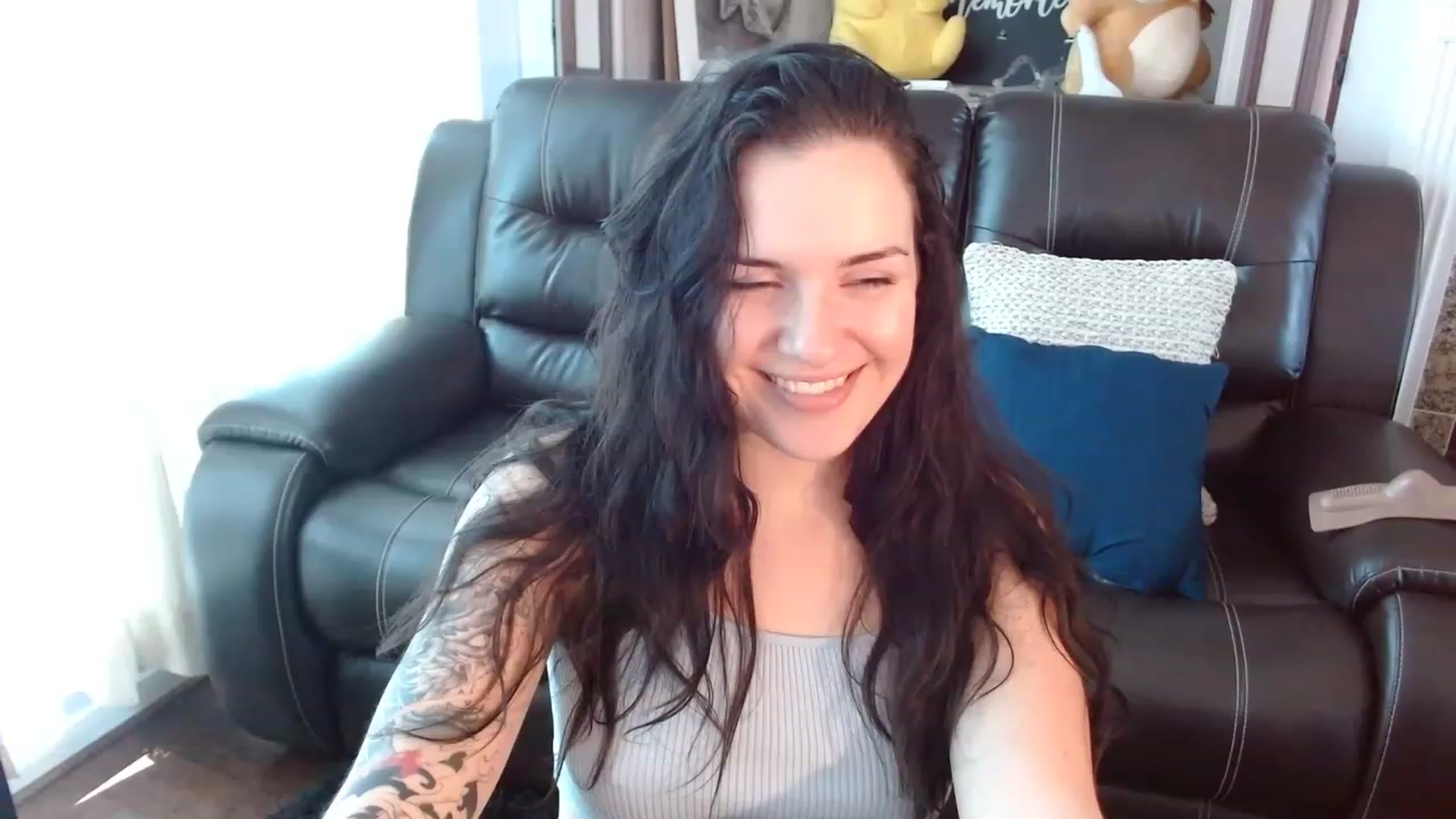Gallery image thumbnail from BunnyNextDoor's myfreecams stream on, 04/28/2023, 18:15 image 2 of 20