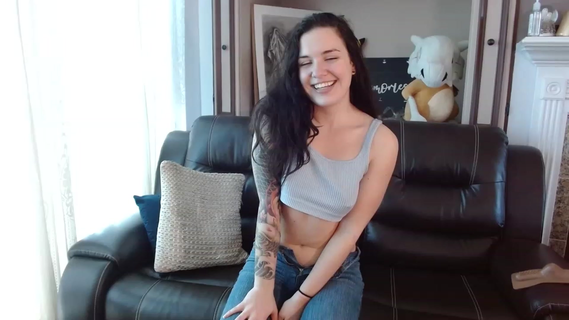 Gallery image thumbnail from BunnyNextDoor's myfreecams stream on, 04/28/2023, 18:15 image 4 of 20