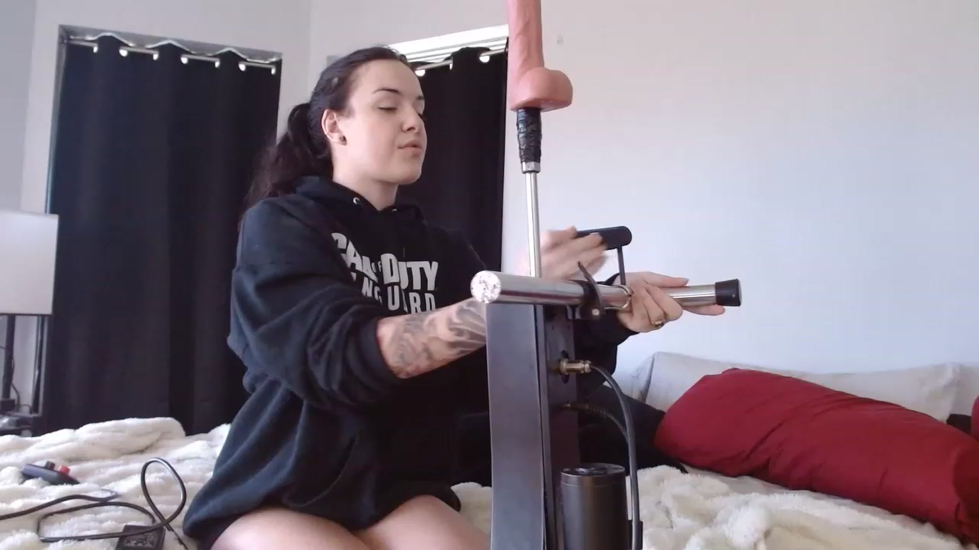 Gallery image thumbnail from BunnyNextDoor's myfreecams stream on, 04/30/2023, 20:45 image 2 of 20