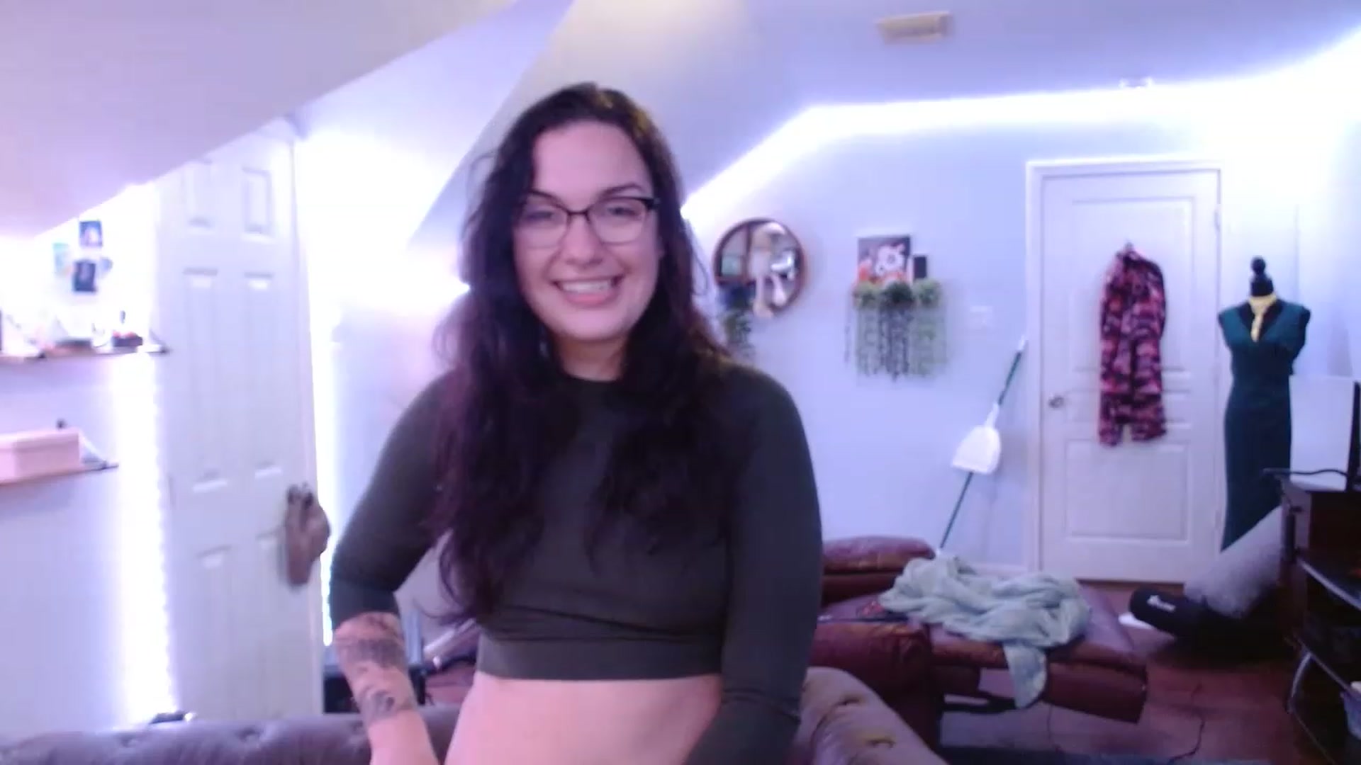 Gallery image thumbnail from BunnyNextDoor's myfreecams stream on, 05/09/2023, 16:29 image 9 of 20