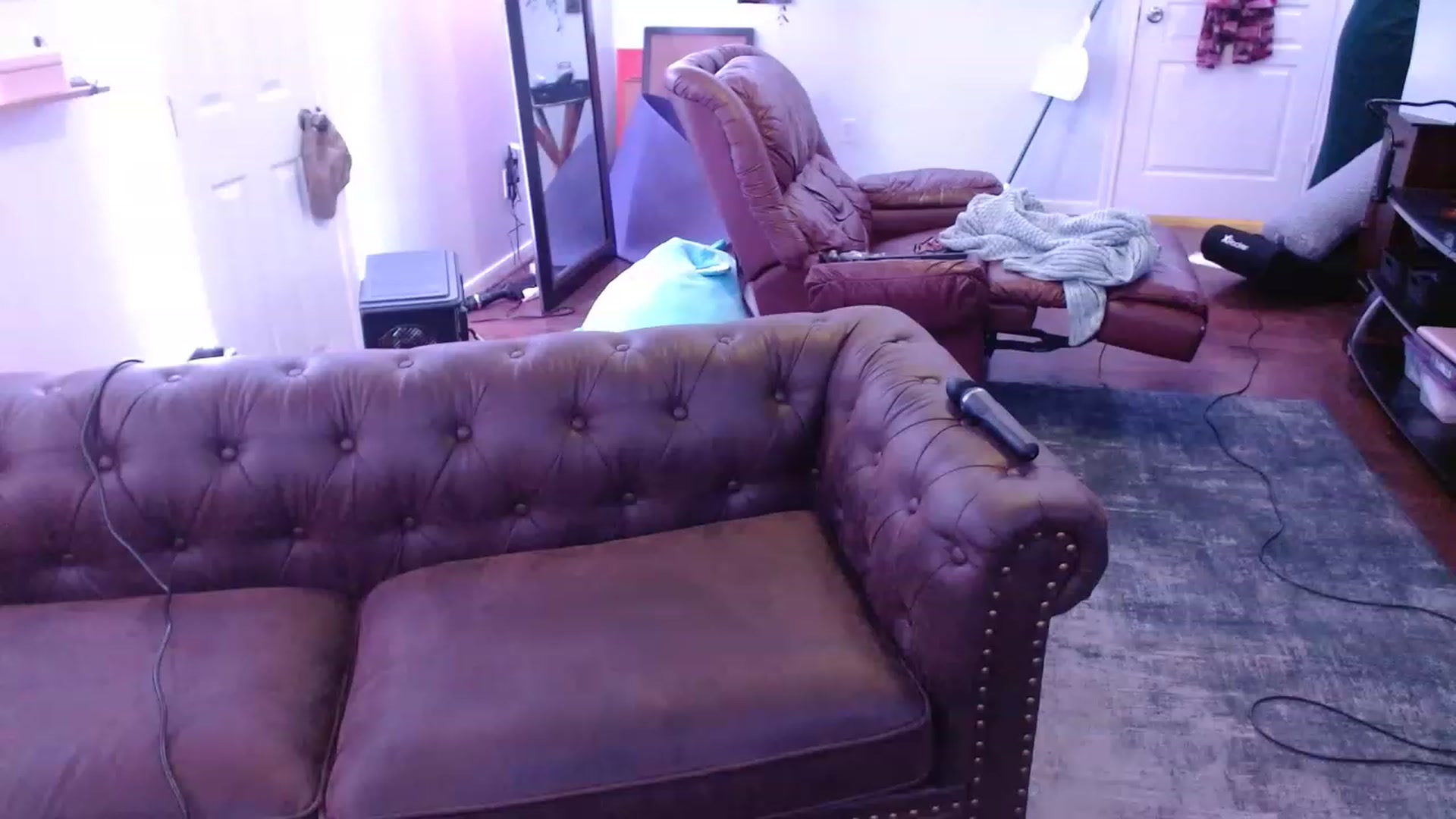 Gallery image thumbnail from BunnyNextDoor's myfreecams stream on, 05/09/2023, 16:29 image 16 of 20