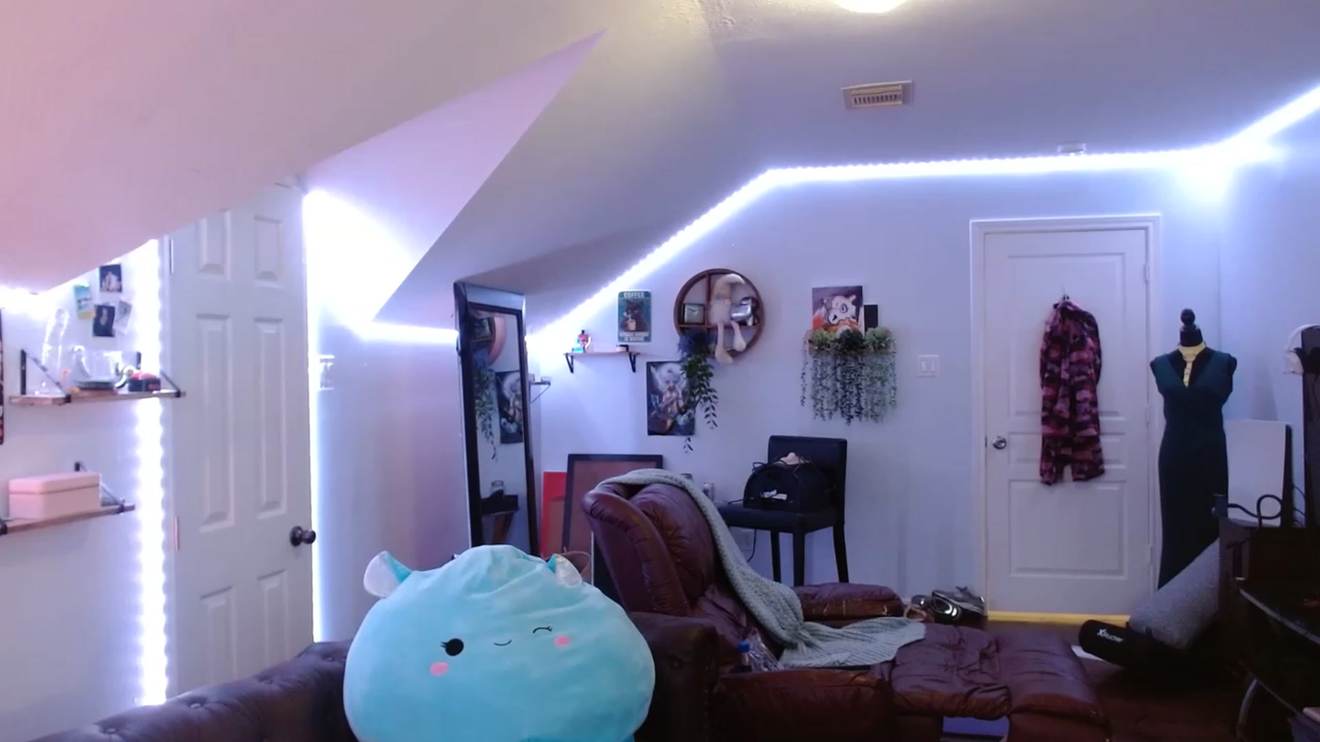 Gallery image thumbnail from BunnyNextDoor's myfreecams stream on, 05/10/2023, 17:25 image 3 of 20