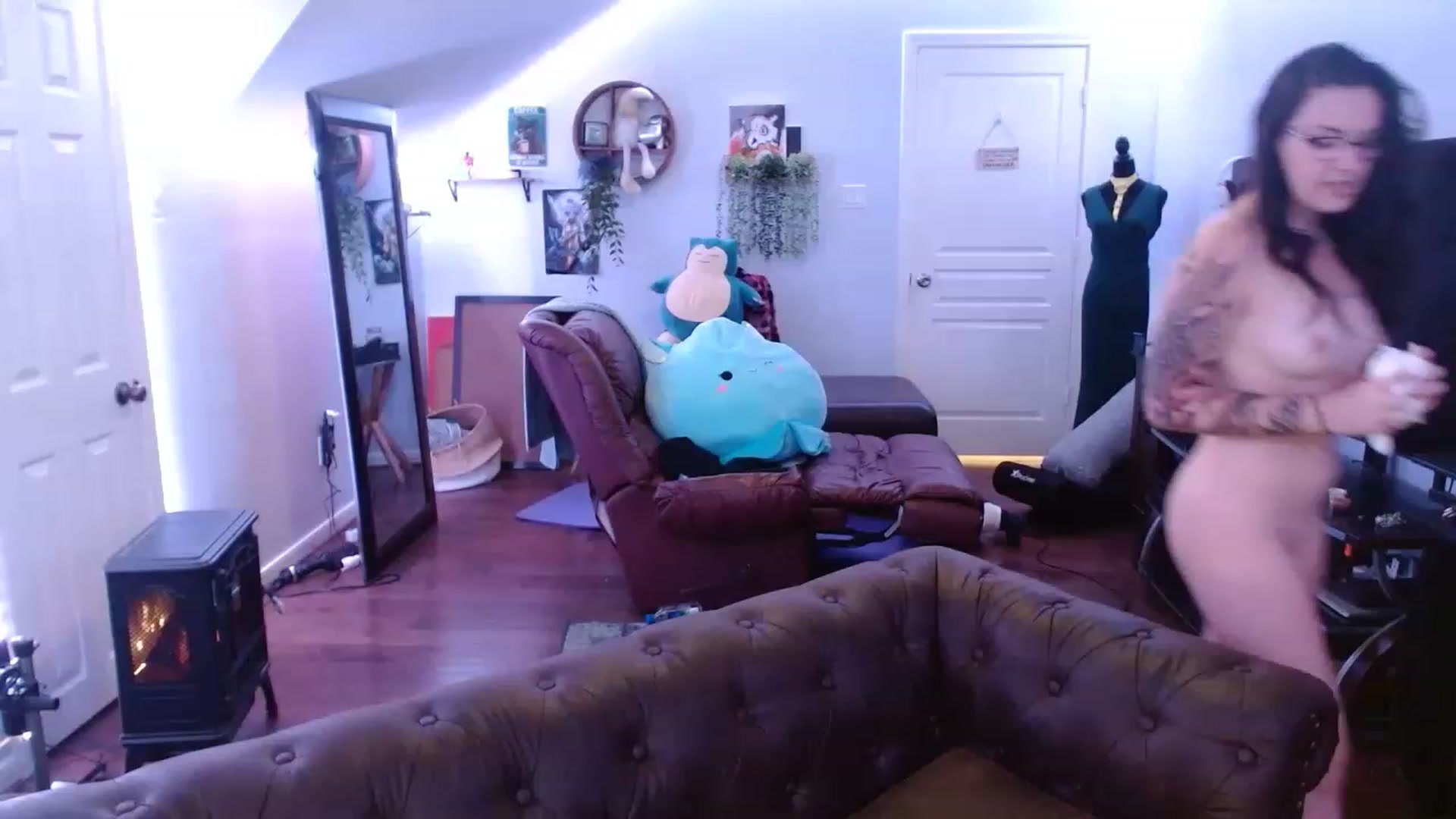Gallery image thumbnail from BunnyNextDoor's myfreecams stream on, 05/10/2023, 21:27 image 1 of 20
