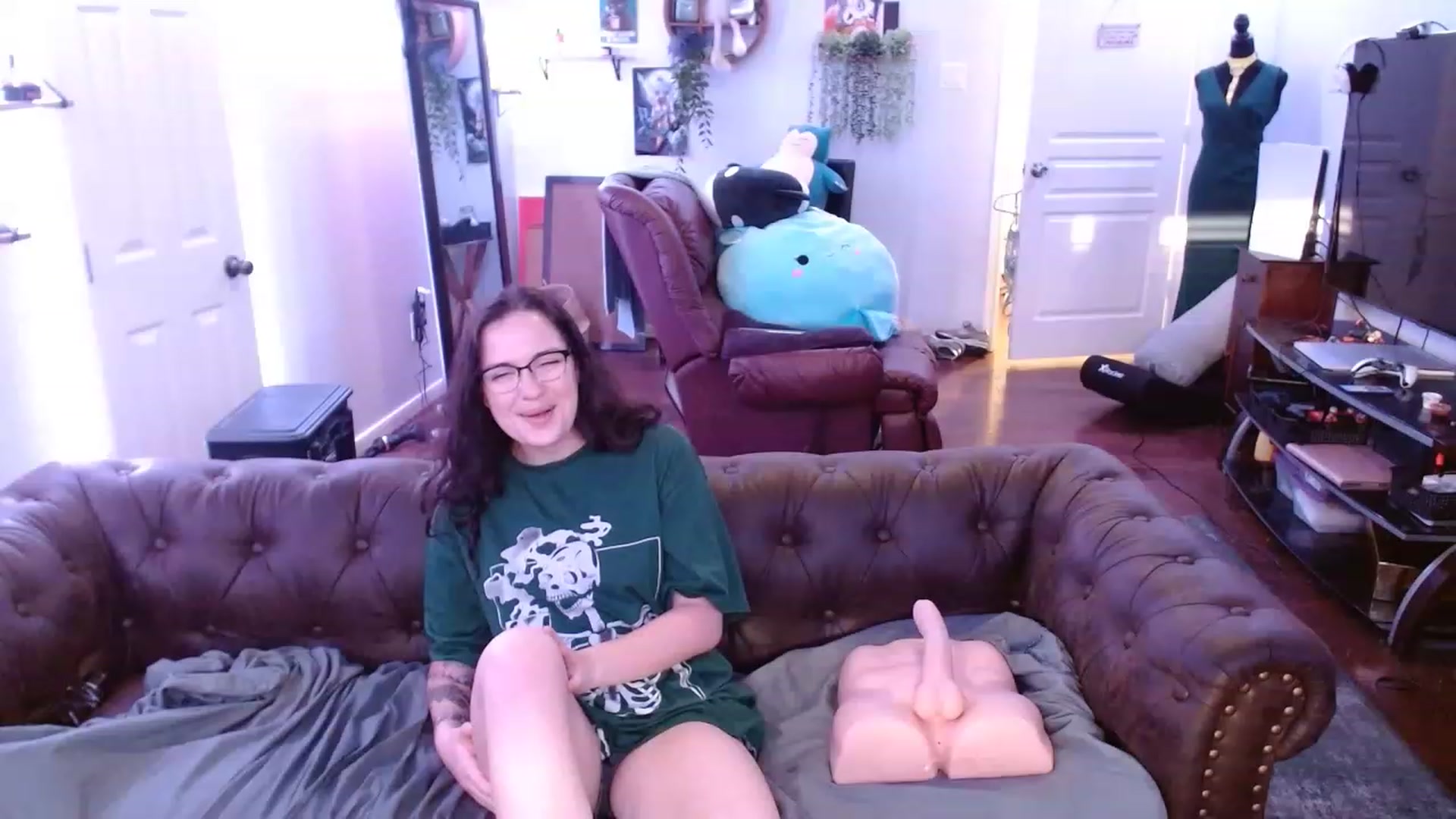 Gallery image thumbnail from BunnyNextDoor's myfreecams stream on, 05/13/2023, 01:12 image 4 of 20