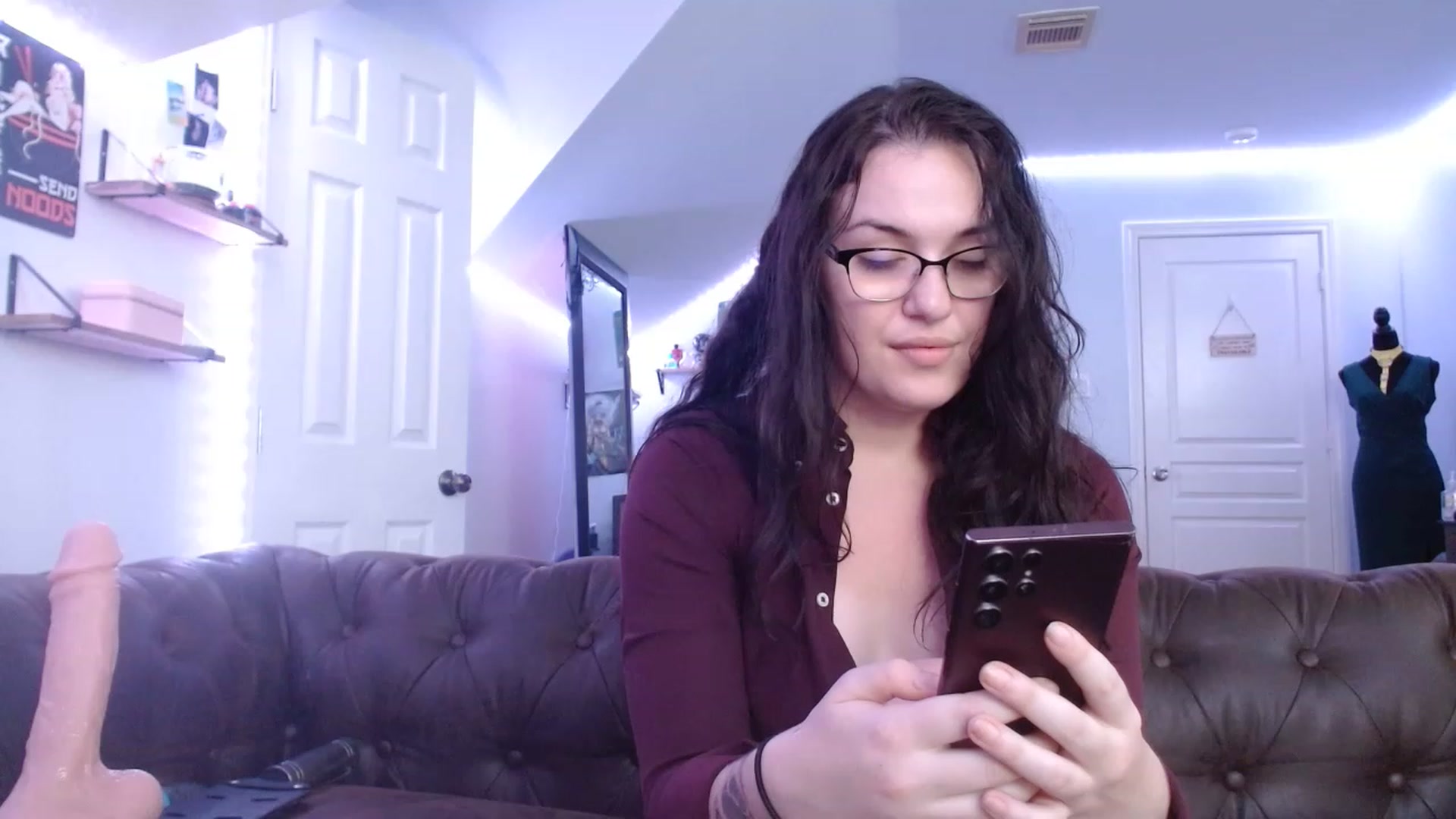 Gallery image thumbnail from BunnyNextDoor's myfreecams stream on, 05/18/2023, 18:17 image 4 of 20