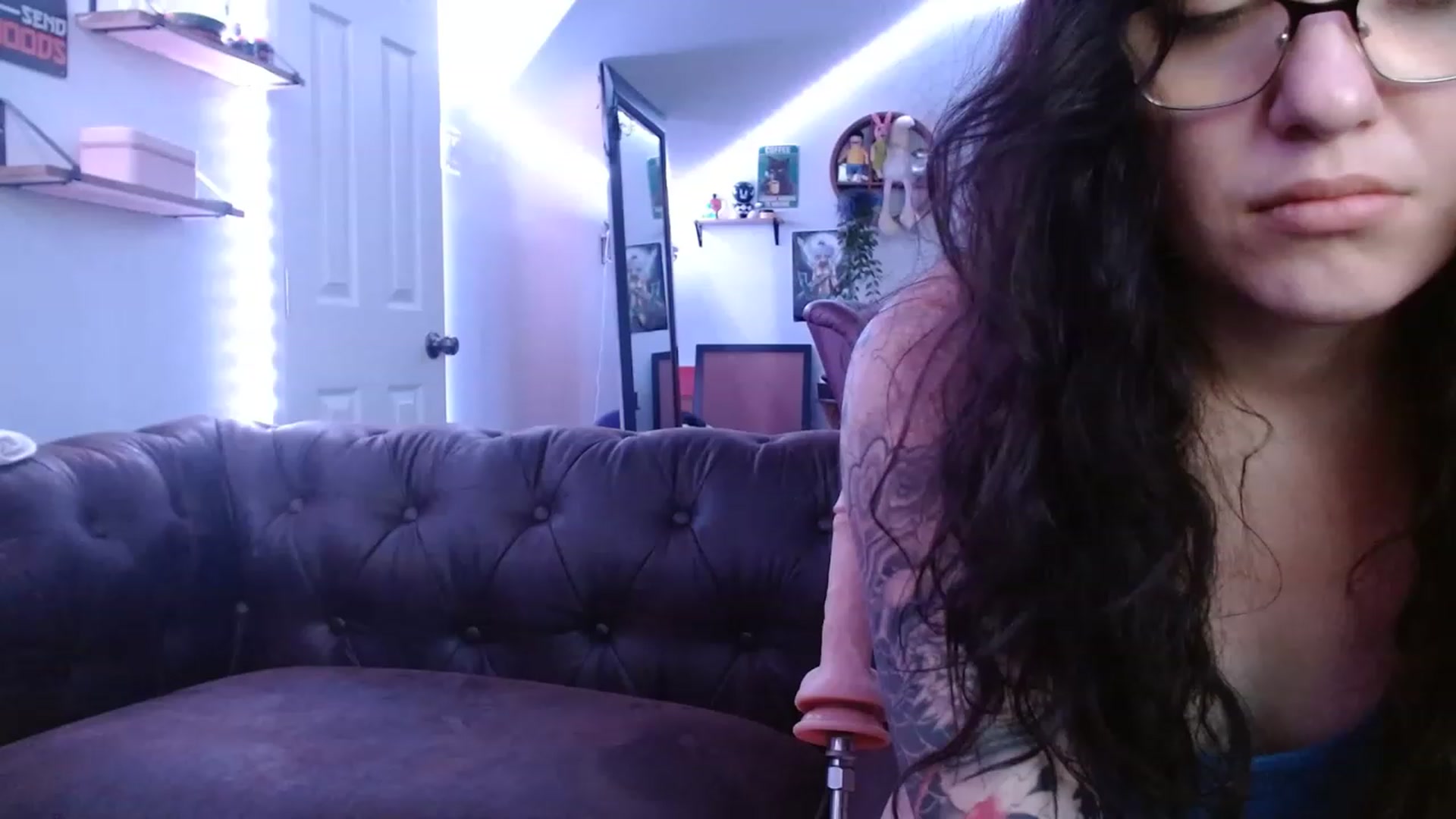 Gallery image thumbnail from BunnyNextDoor's myfreecams stream on, 05/19/2023, 15:38 image 7 of 20