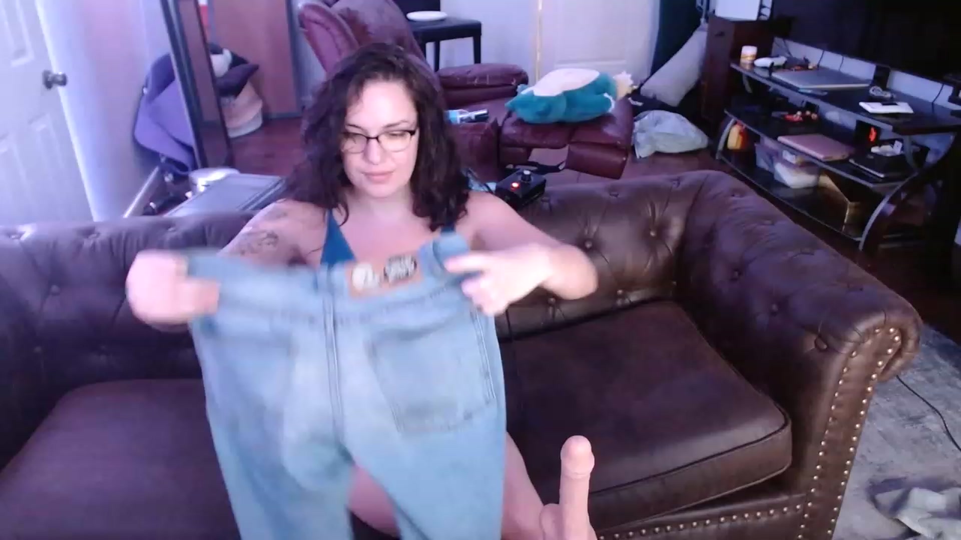 Gallery image thumbnail from BunnyNextDoor's myfreecams stream on, 05/19/2023, 15:38 image 5 of 20