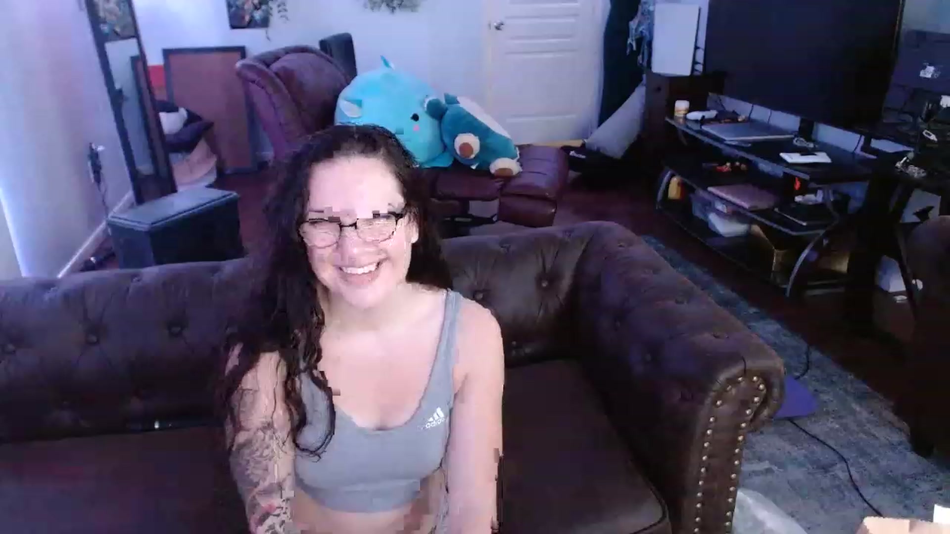 Gallery image thumbnail from BunnyNextDoor's myfreecams stream on, 05/19/2023, 17:08 image 18 of 20