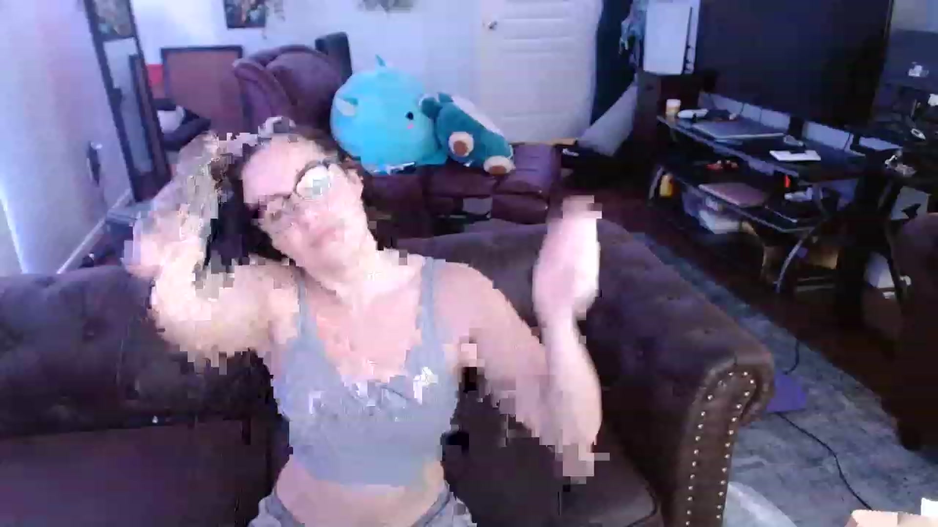 Gallery image thumbnail from BunnyNextDoor's myfreecams stream on, 05/19/2023, 17:08 image 14 of 20