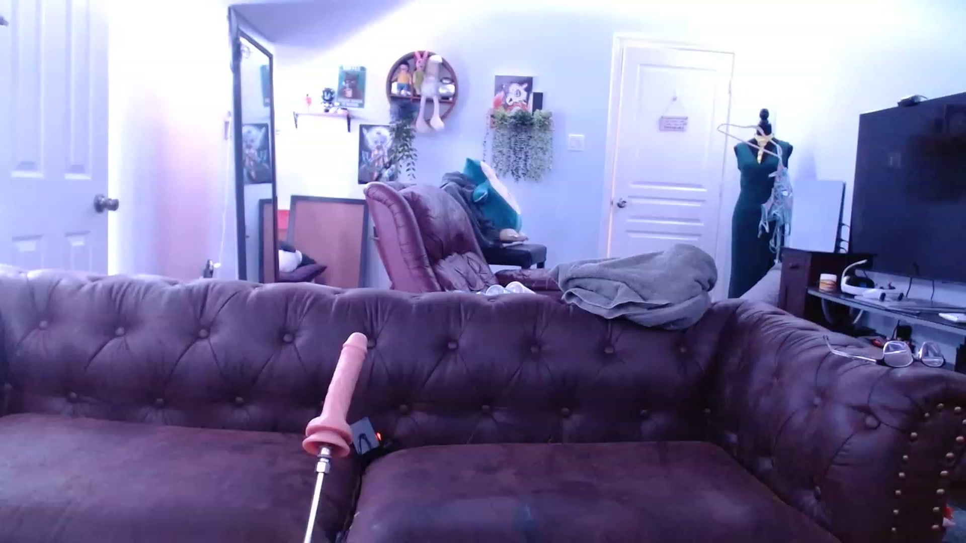 Gallery image thumbnail from BunnyNextDoor's myfreecams stream on, 05/21/2023, 01:45 image 17 of 20