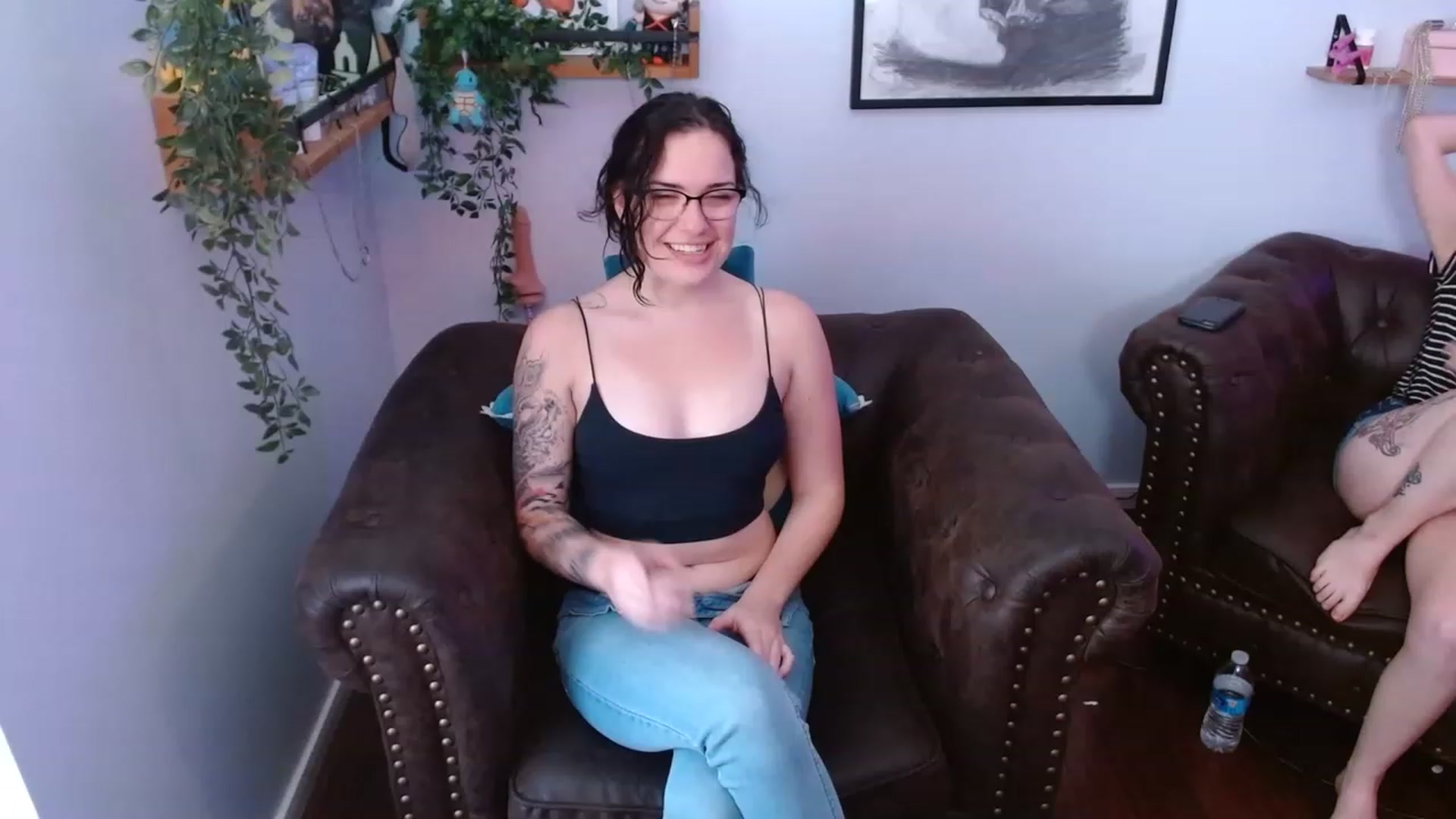 Gallery image thumbnail from BunnyNextDoor's myfreecams stream on, 05/24/2023, 16:03 image 8 of 20