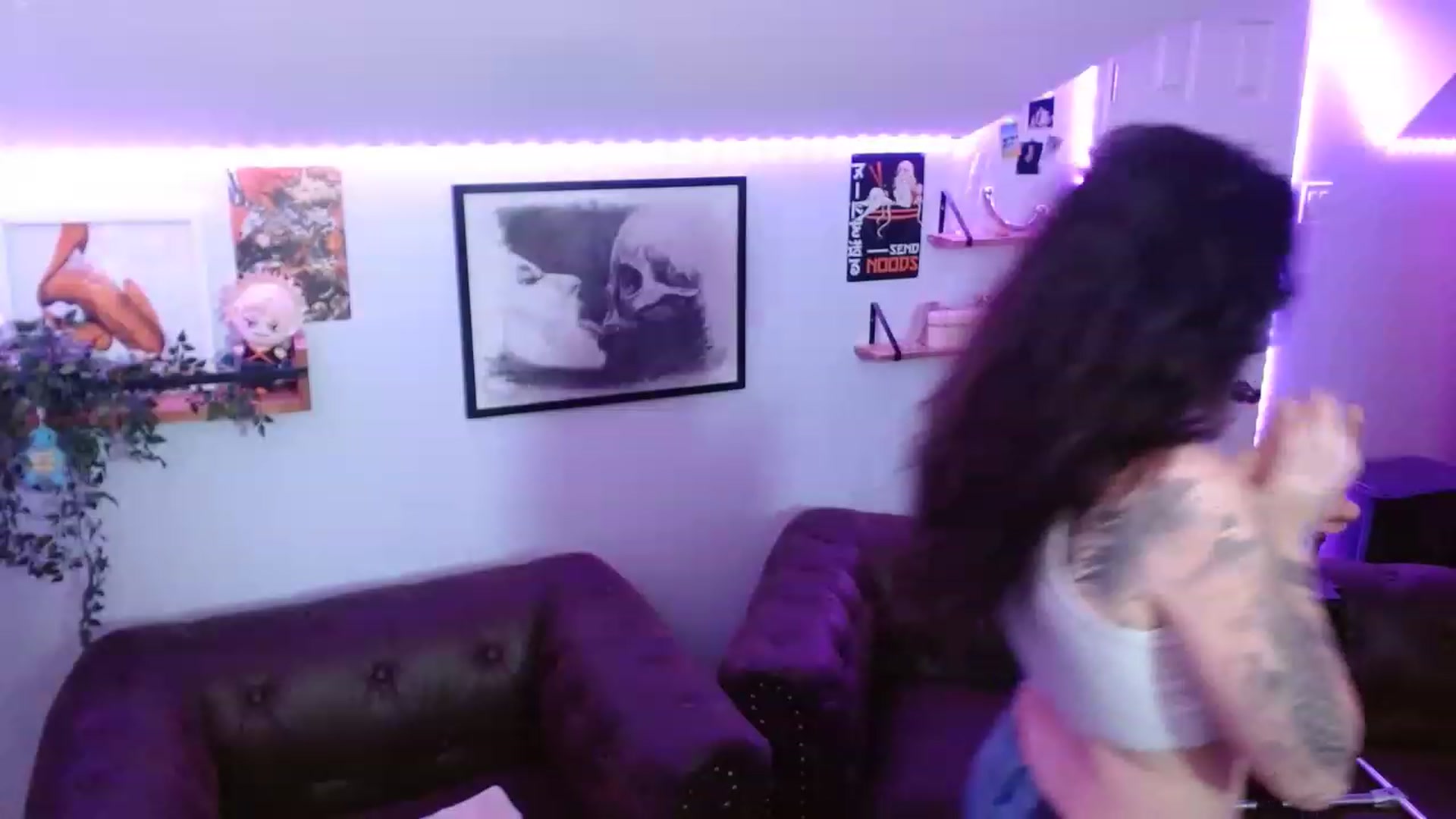 Gallery image thumbnail from BunnyNextDoor's myfreecams stream on, 05/27/2023, 06:27 image 18 of 20