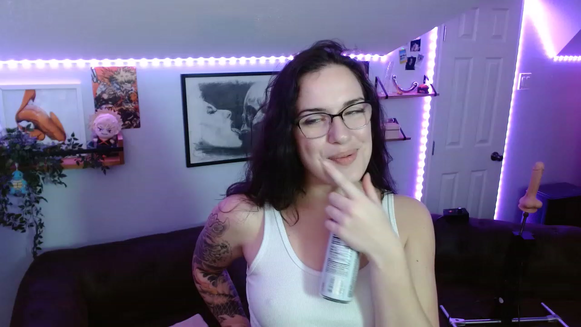 Gallery image thumbnail from BunnyNextDoor's myfreecams stream on, 05/27/2023, 06:27 image 15 of 20