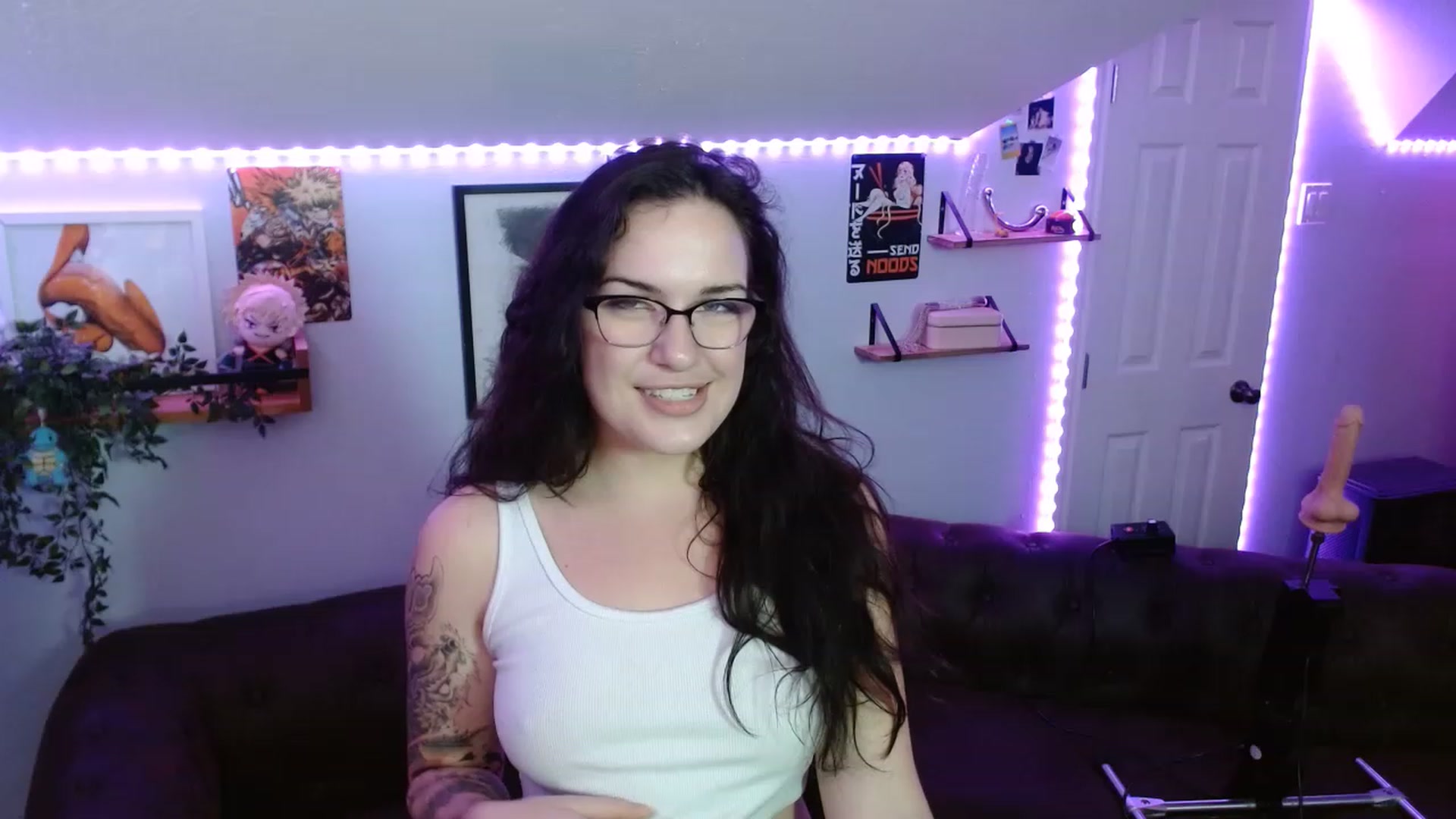 Gallery image thumbnail from BunnyNextDoor's myfreecams stream on, 05/27/2023, 06:27 image 7 of 20