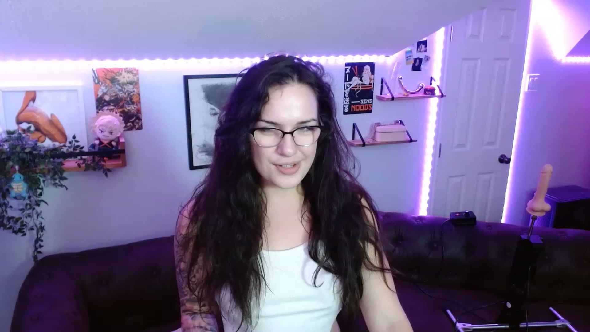 Gallery image thumbnail from BunnyNextDoor's myfreecams stream on, 05/27/2023, 06:27 image 4 of 20