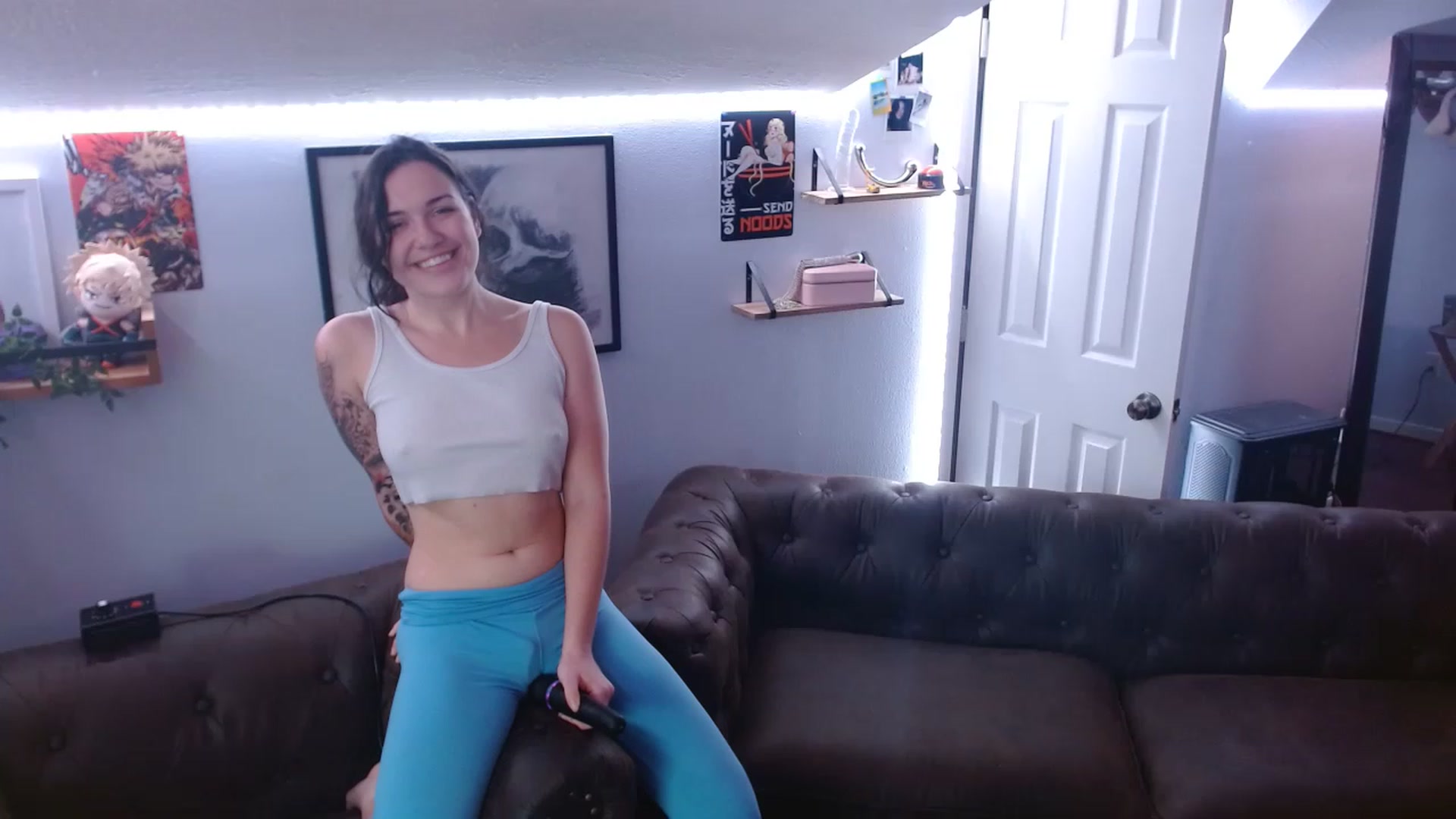 Gallery image thumbnail from BunnyNextDoor's myfreecams stream on, 05/28/2023, 16:09 image 19 of 20