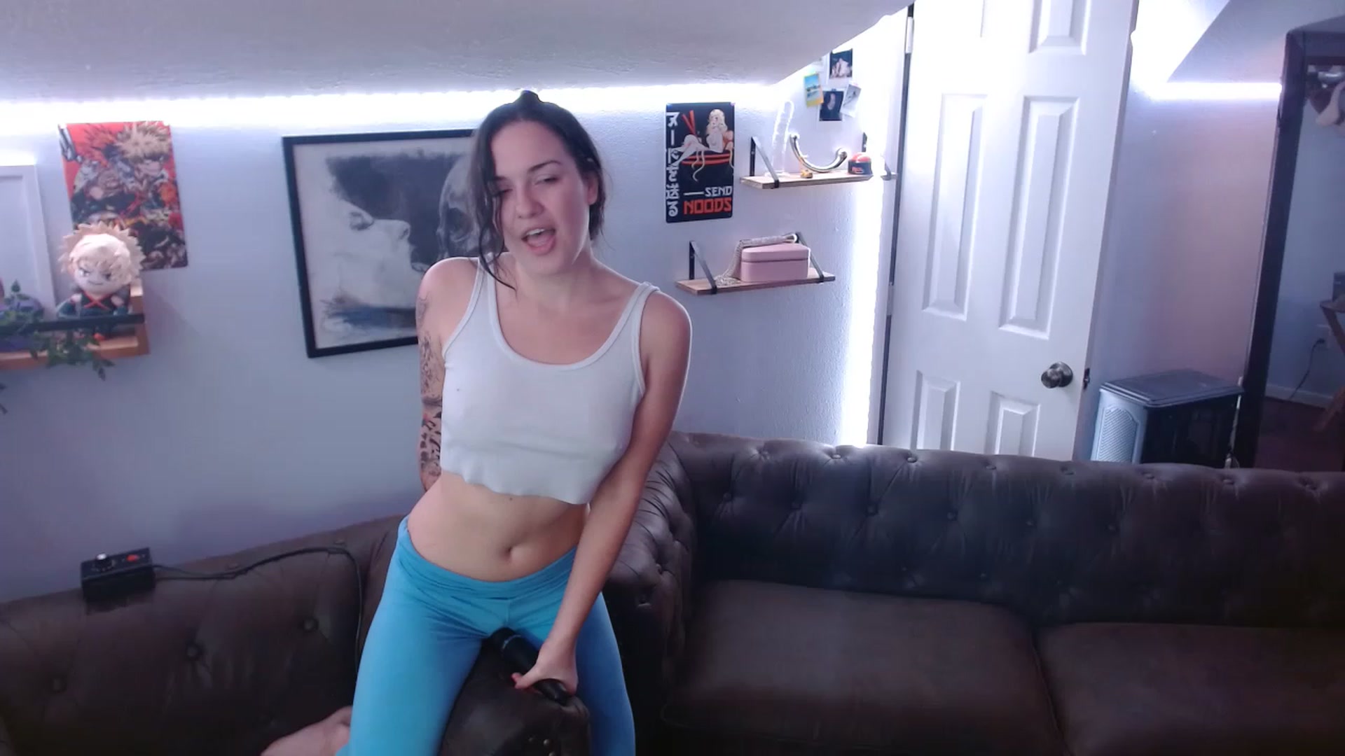 Gallery image thumbnail from BunnyNextDoor's myfreecams stream on, 05/28/2023, 16:09 image 15 of 20