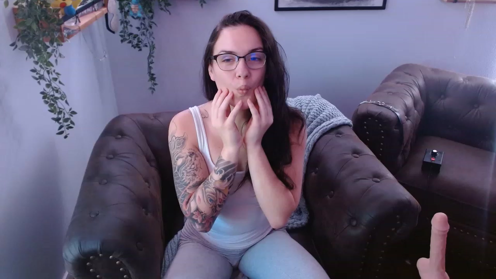 Gallery image thumbnail from BunnyNextDoor's myfreecams stream on, 05/31/2023, 15:49 image 1 of 20