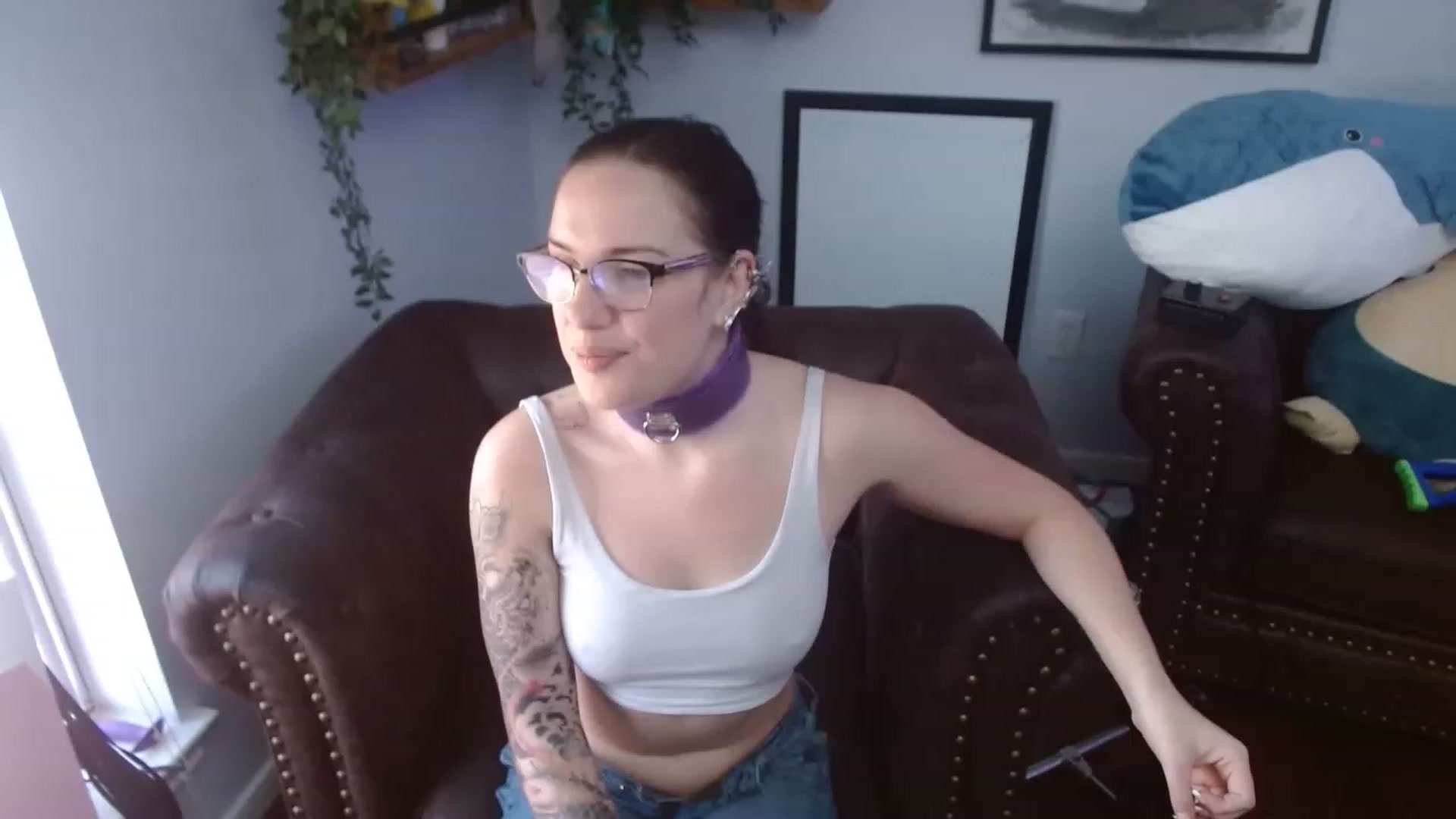 Gallery image thumbnail from BunnyNextDoor's myfreecams stream on, 06/10/2023, 17:47 image 2 of 20