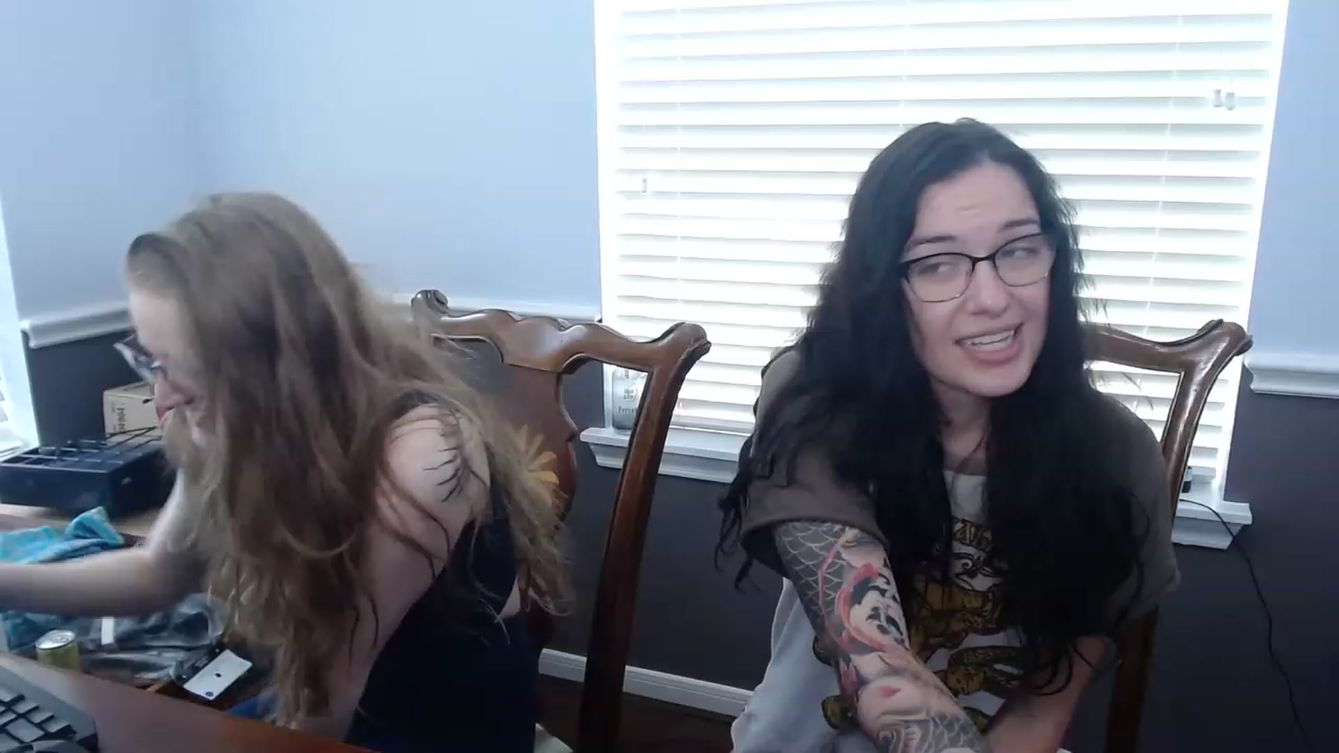 Gallery image thumbnail from BunnyNextDoor's myfreecams stream on, 06/26/2023, 18:05 image 19 of 20