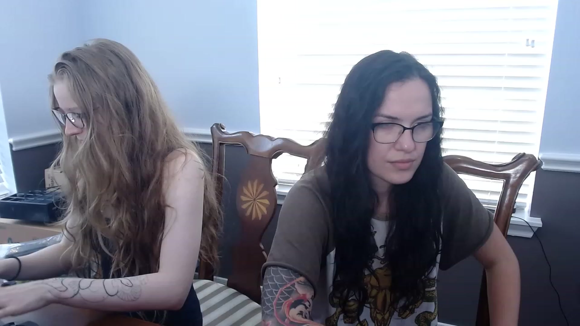 Gallery image thumbnail from BunnyNextDoor's myfreecams stream on, 06/26/2023, 18:05 image 6 of 20