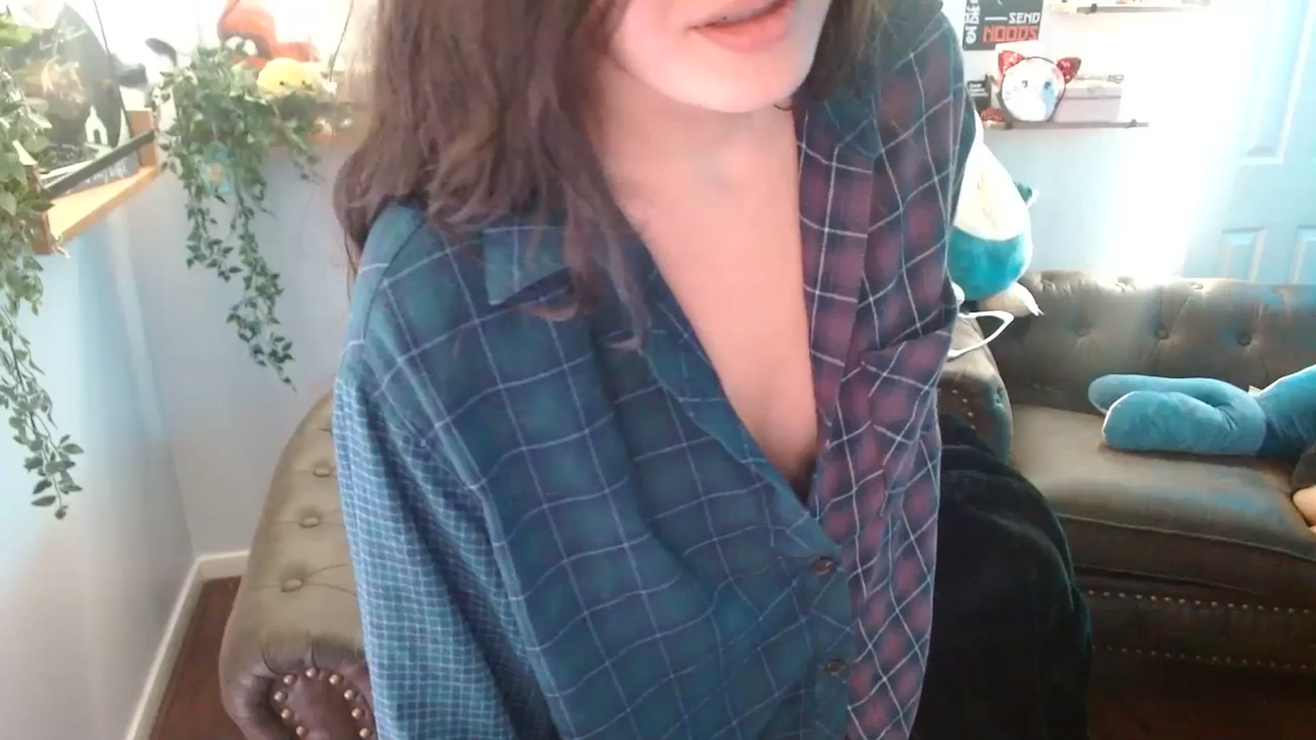 Gallery image thumbnail from BunnyNextDoor's myfreecams stream on, 06/29/2023, 16:47 image 13 of 20