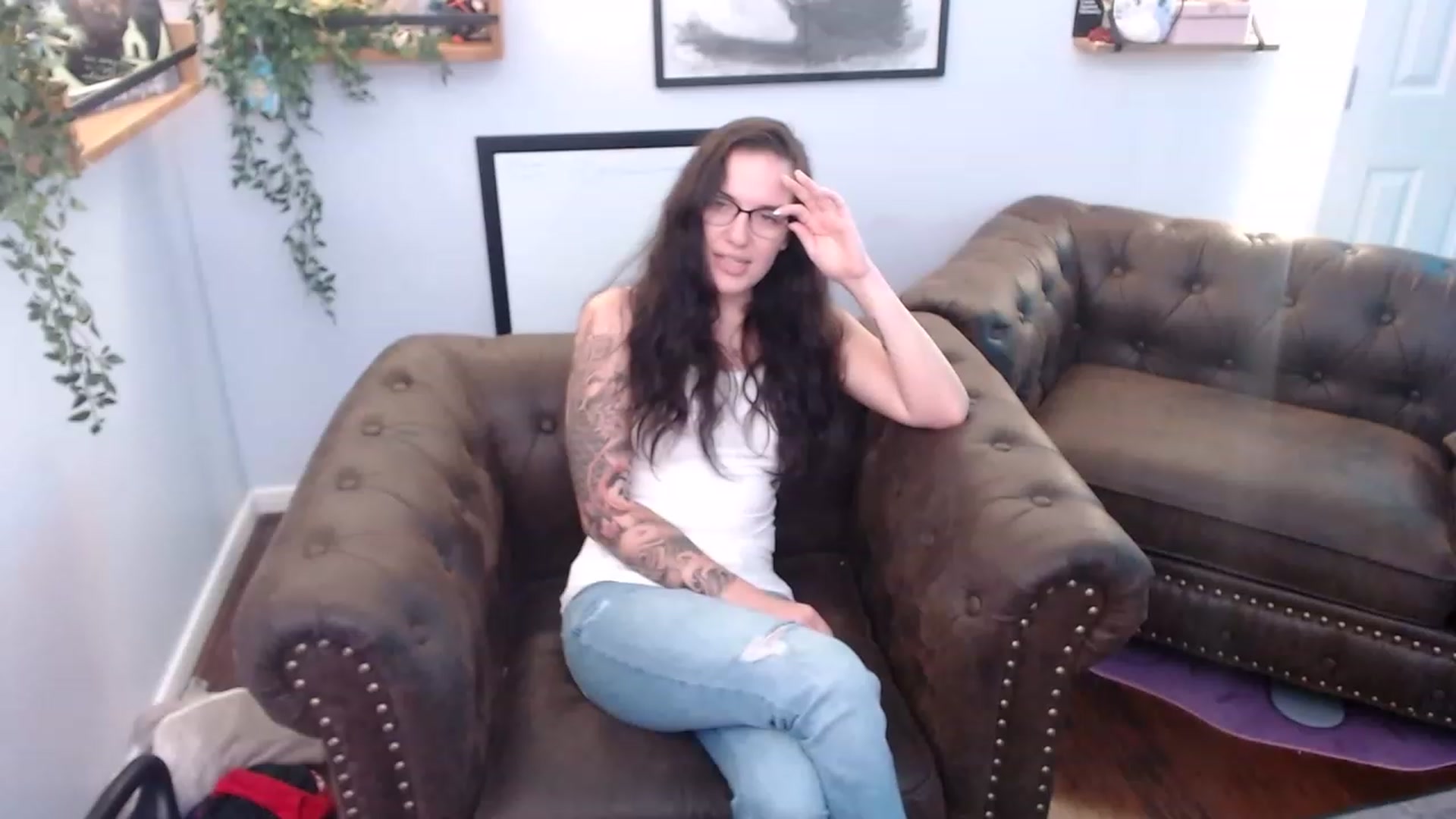 Gallery image thumbnail from BunnyNextDoor's myfreecams stream on, 06/30/2023, 15:42 image 6 of 20