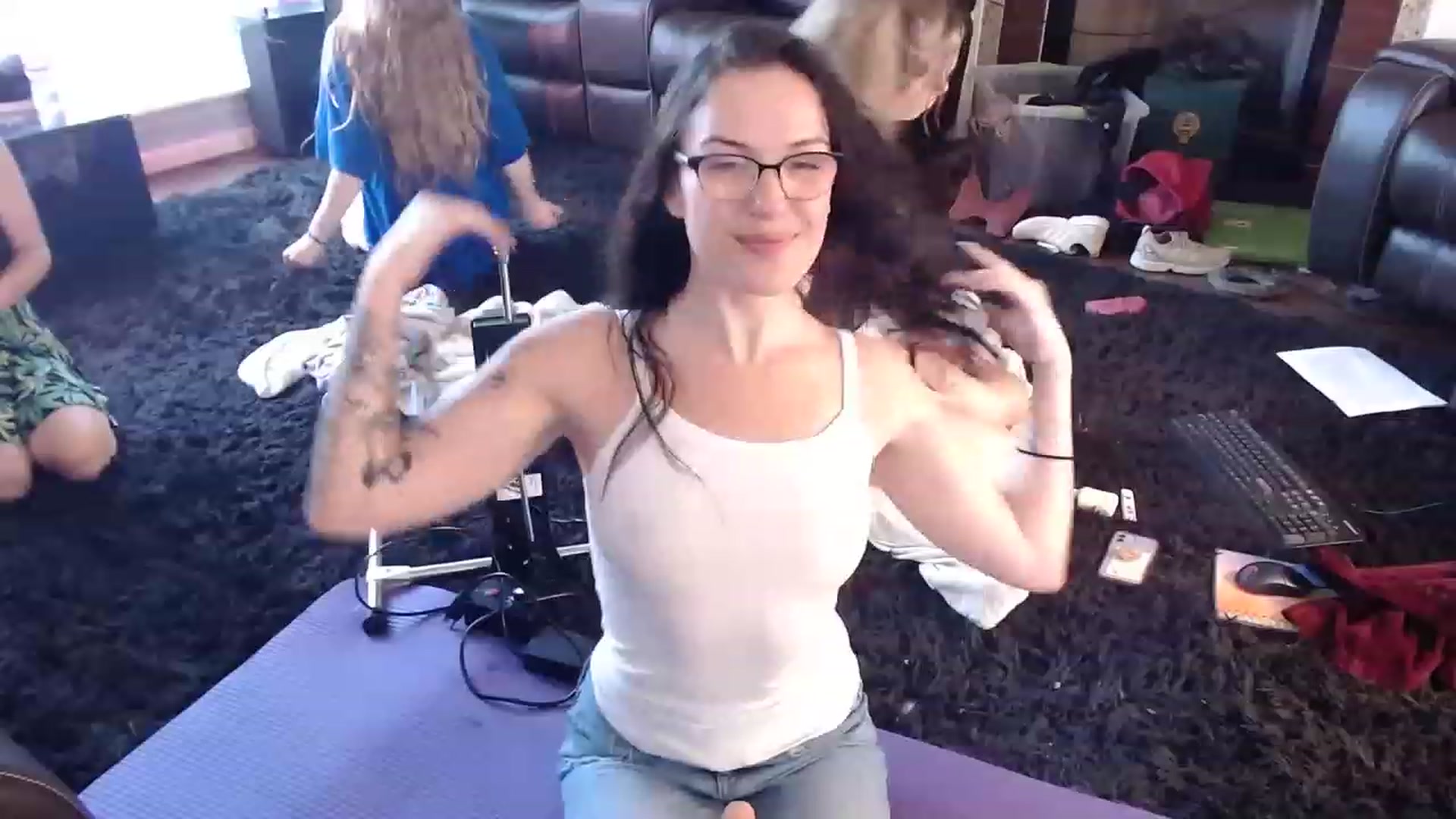 Gallery image thumbnail from BunnyNextDoor's myfreecams stream on, 06/30/2023, 19:09 image 8 of 20