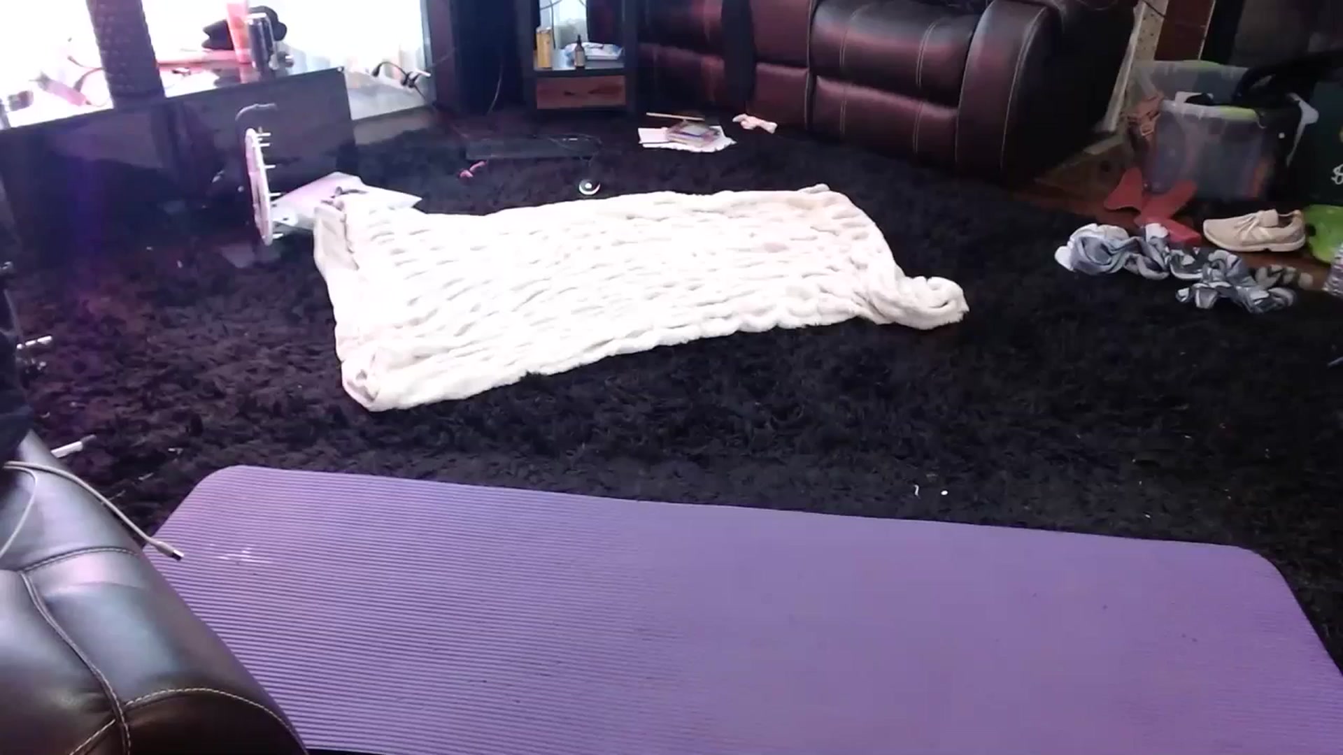Gallery image thumbnail from BunnyNextDoor's myfreecams stream on, 07/03/2023, 23:32 image 3 of 20