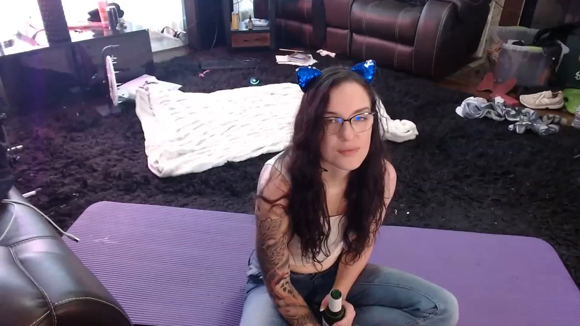 Gallery image thumbnail from BunnyNextDoor's myfreecams stream on, 07/03/2023, 23:32 image 2 of 20